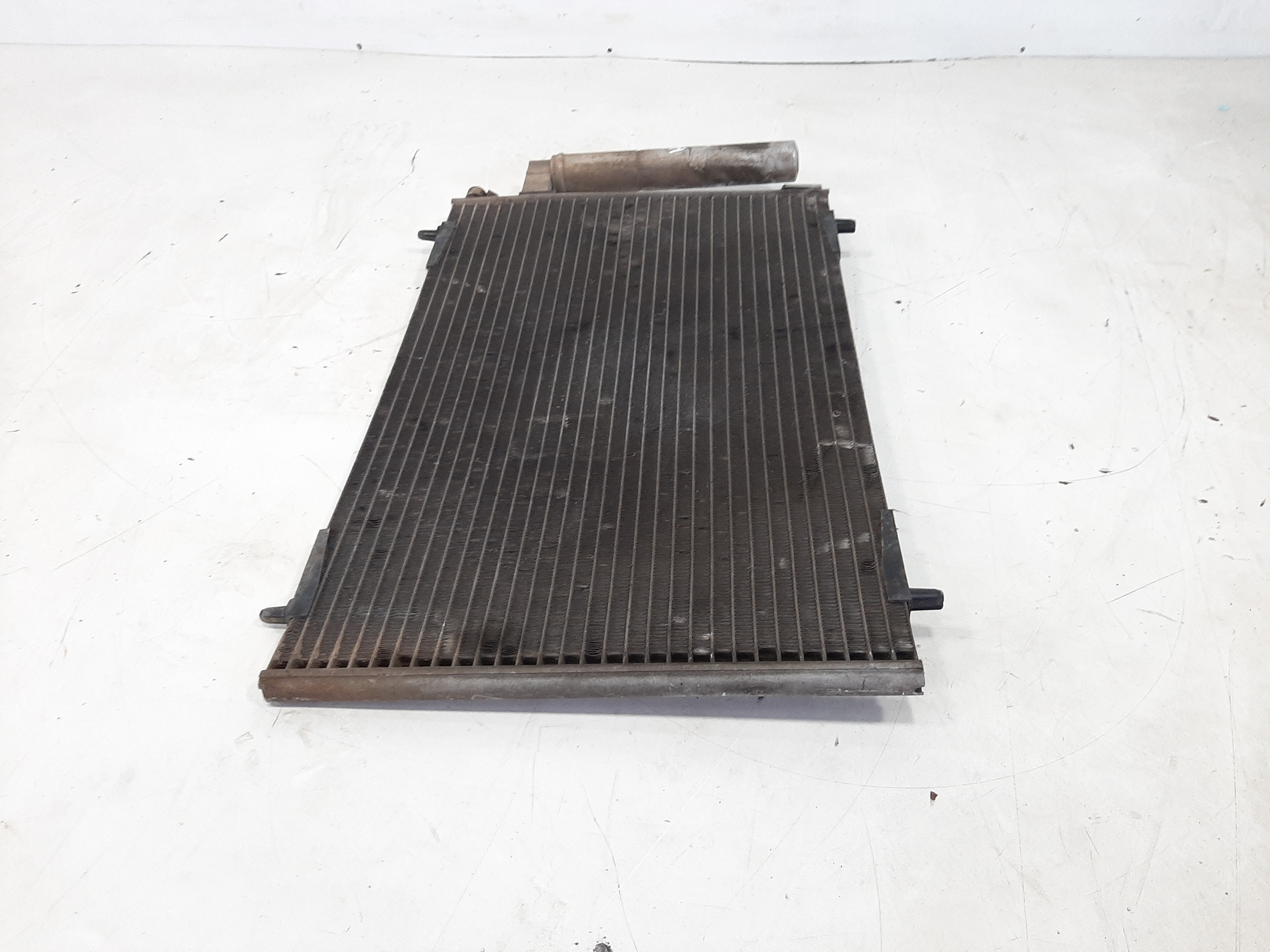 Condensador Ar Condicionado Peugeot 207 1.4 2006 2007 A 2012 4