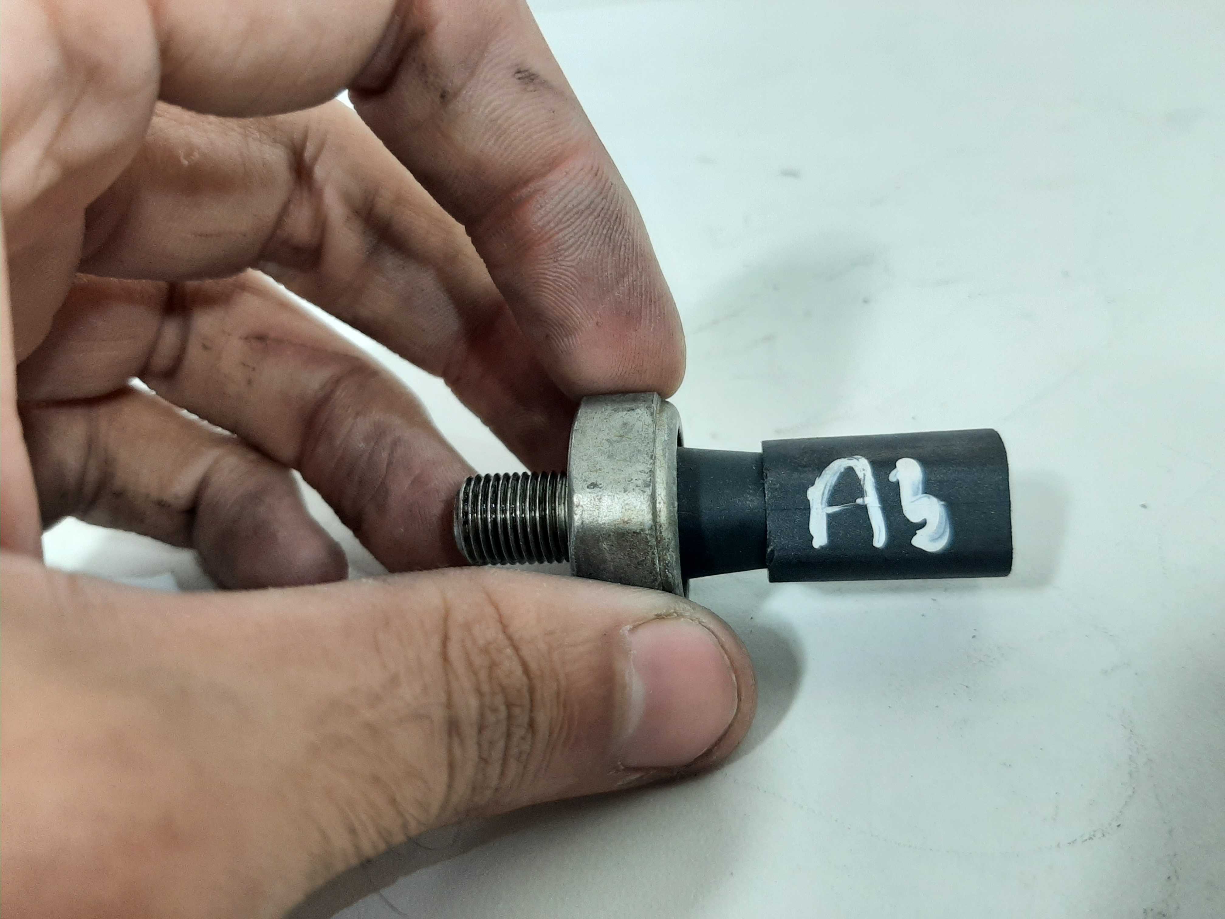 Sensor Pressão De Óleo Audi A3 / Golf 1.8 20v 1999 A 2006 4