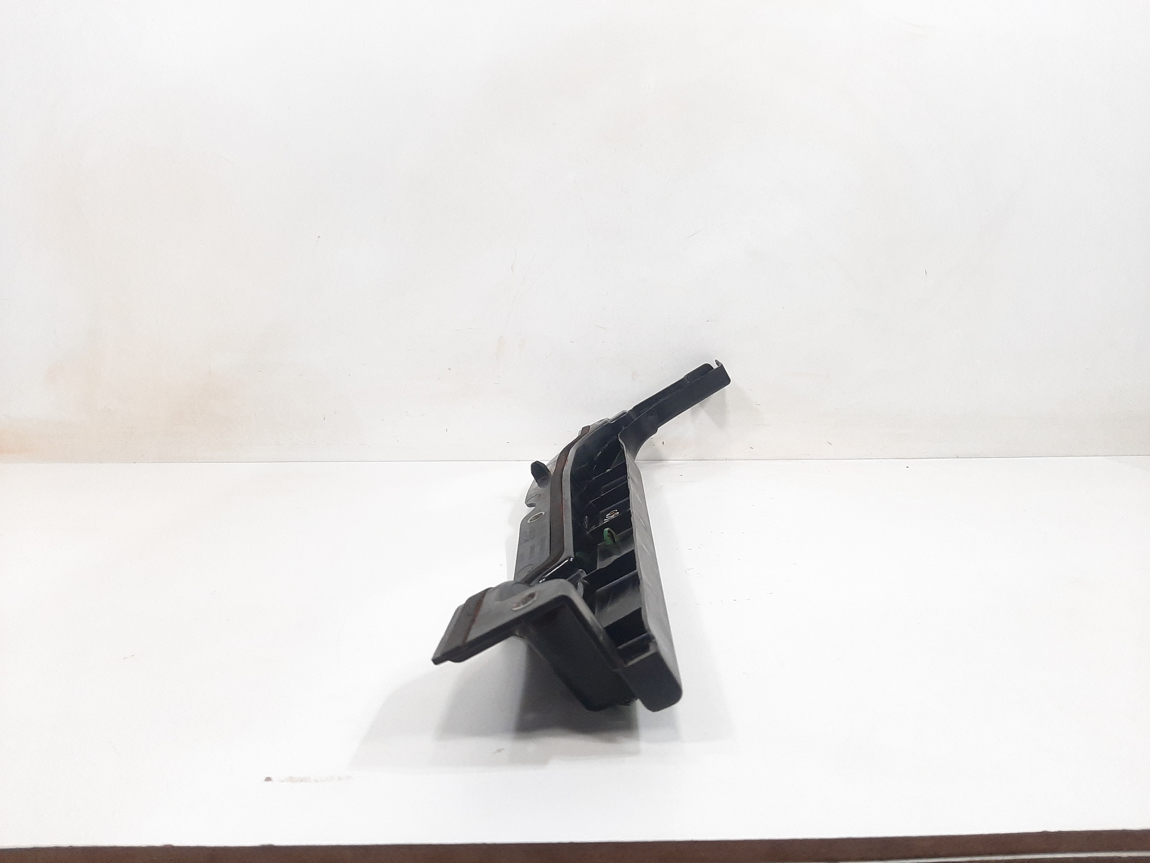 Moldura Lateral Tampa Traseira Direita Fiat Toro 2016 A 2023 2