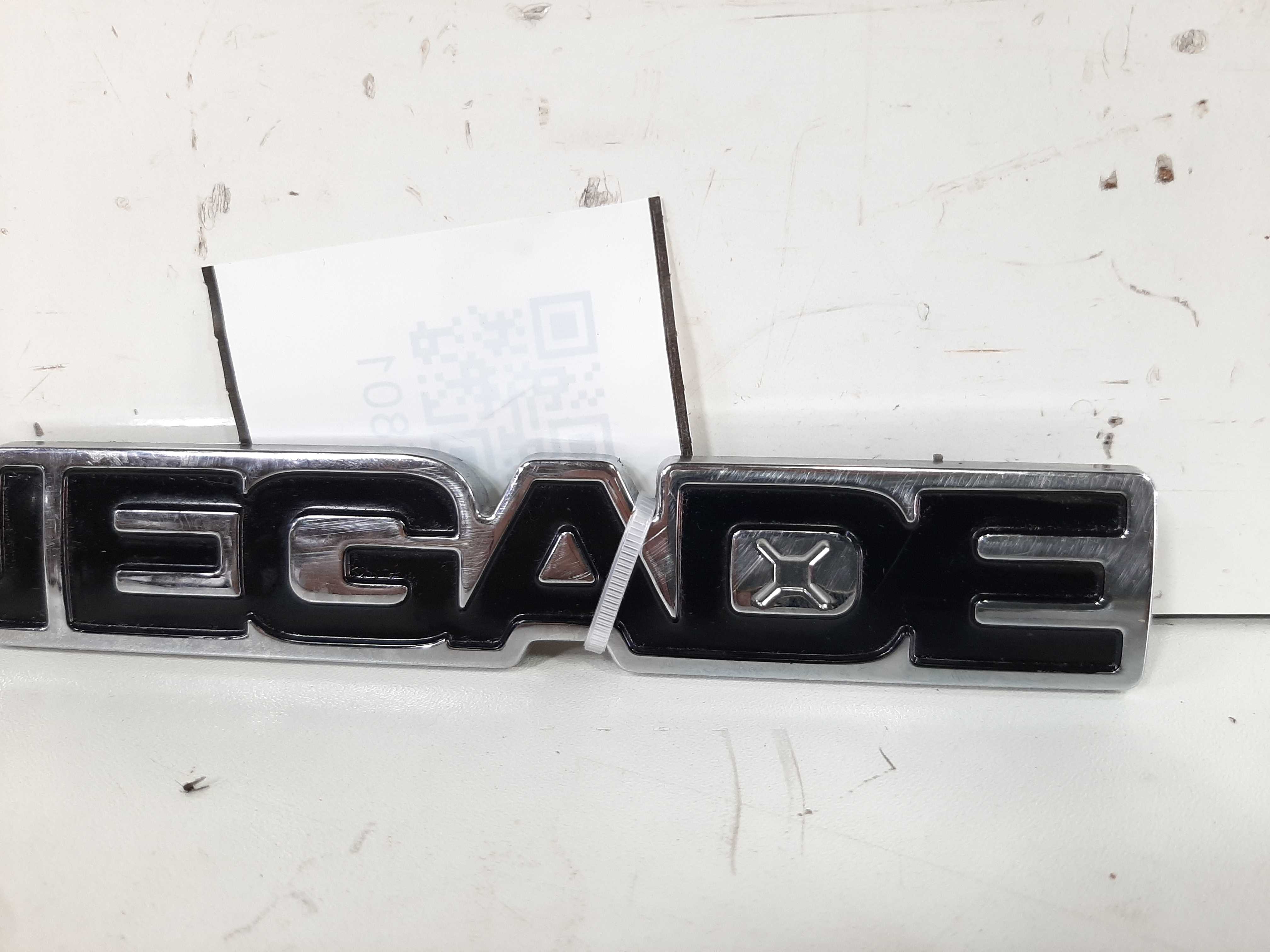 Emblema Porta Dianteiro Esquerdo Renegade 2018 2019 2020 4