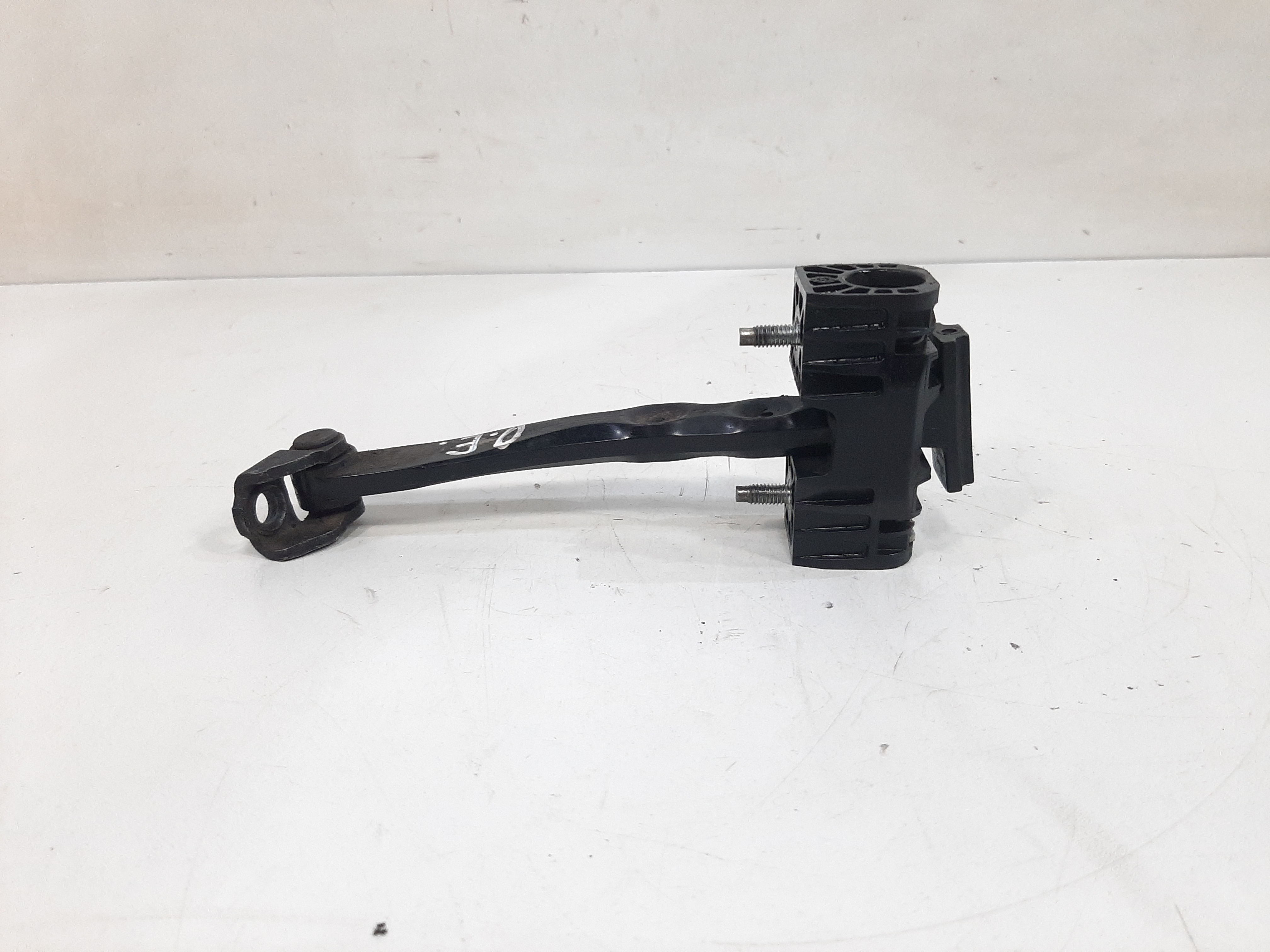Limitador Porta Dianteira Esquerda Gm Vectra Gt 2008 A 2011 6