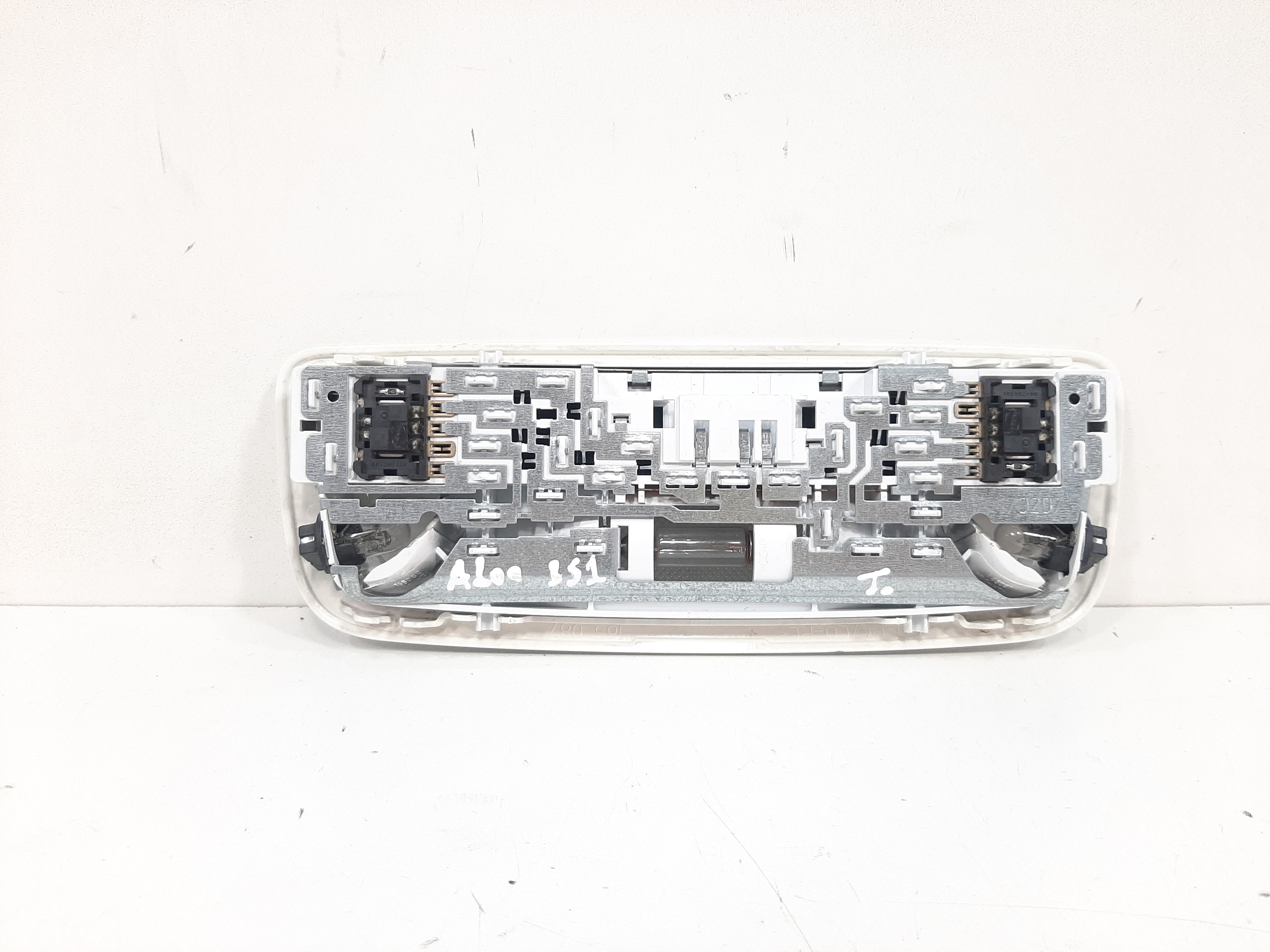 Luz Teto Traseira Mercedes Benz A200 W176 2013 A 2018 Gla200 7