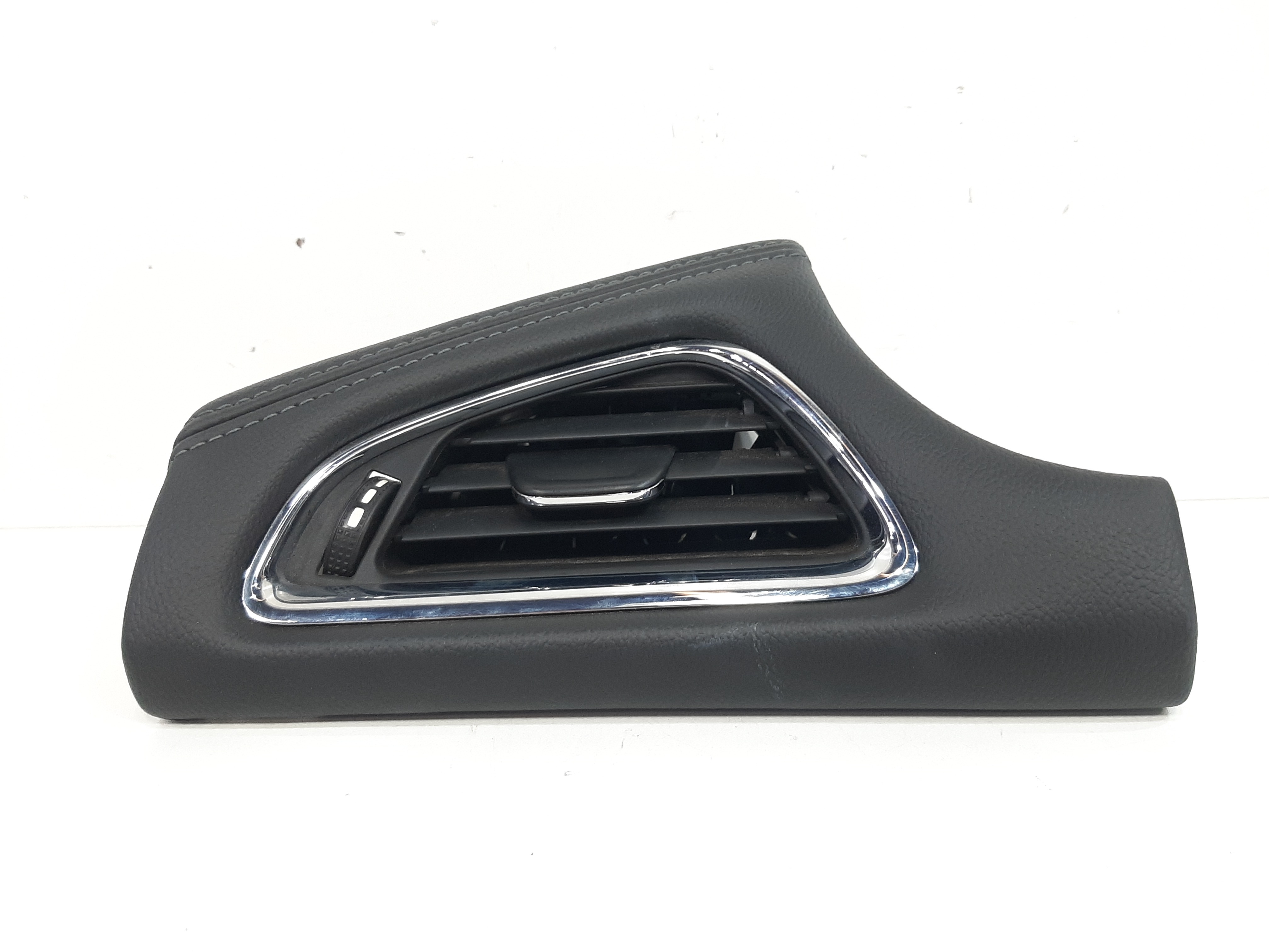 Difusor Ar Dianteiro Esquerdo Chevrolet Cruze 2017 A 2023 1