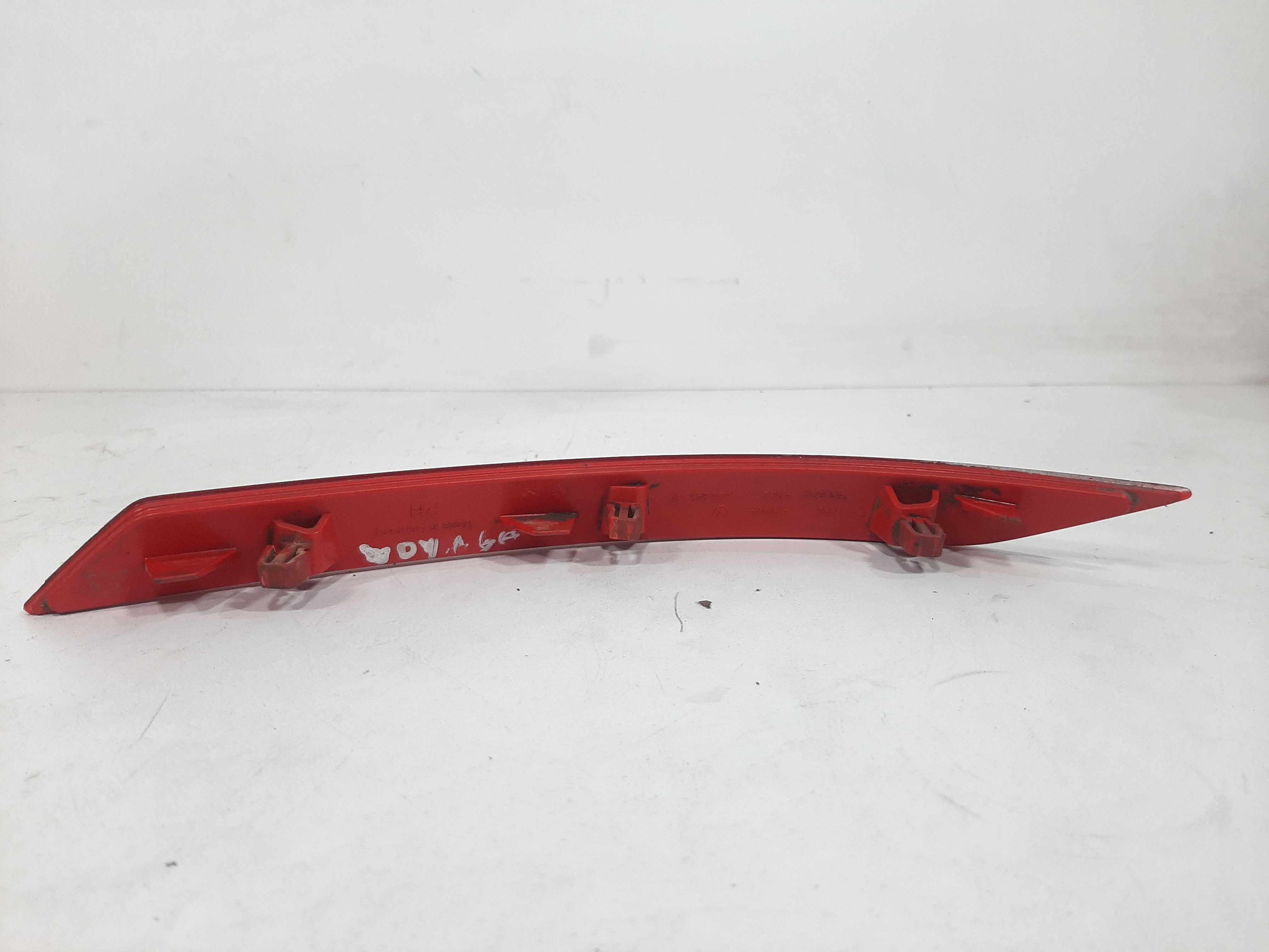 Refletor Olho De Gato Traseiro Vw Voyage G6 G7 2013 2020 1