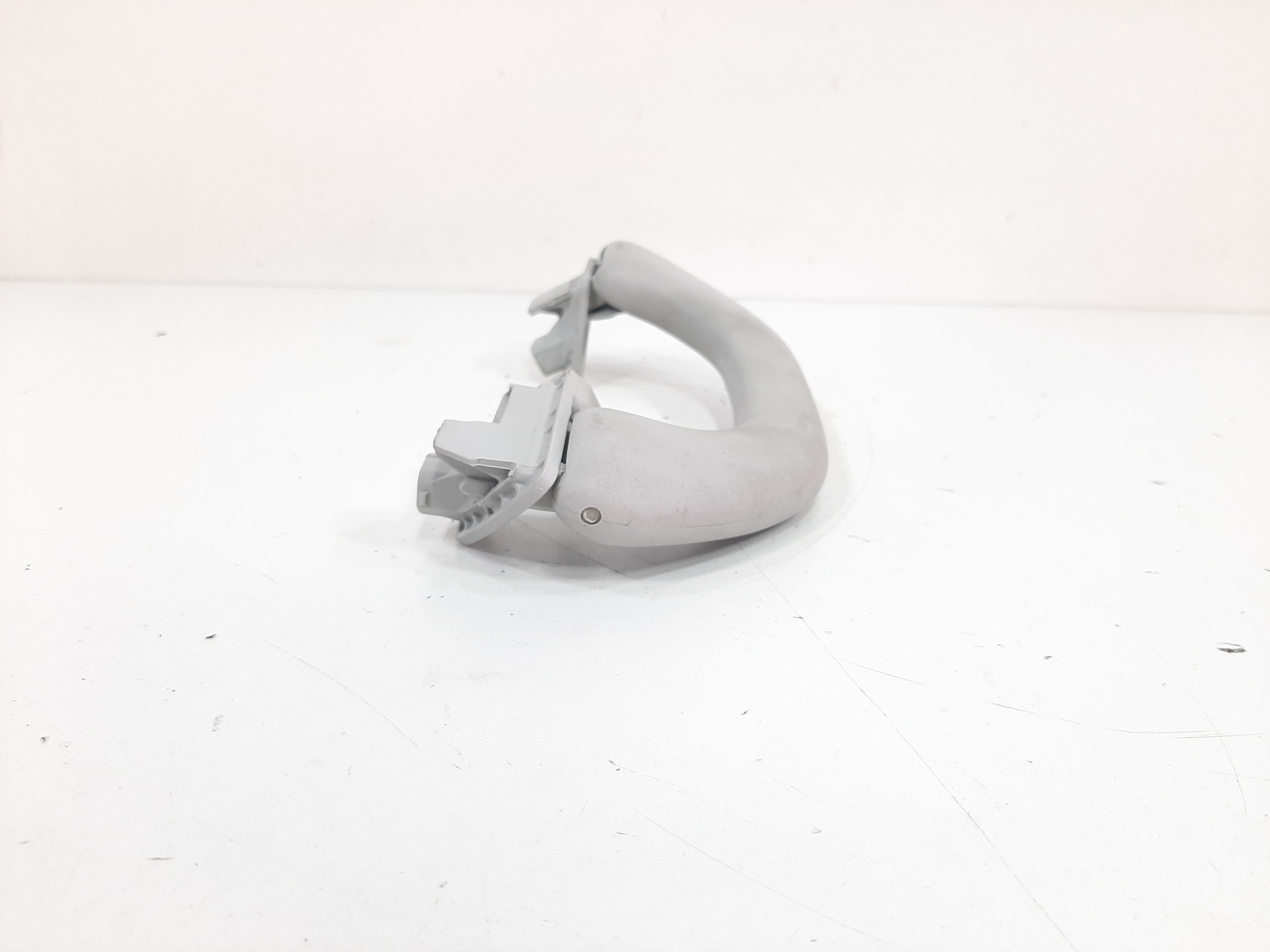 Alça Teto Traseira Direita Vw Tiguan 2012 2013 2014 A 2017 7
