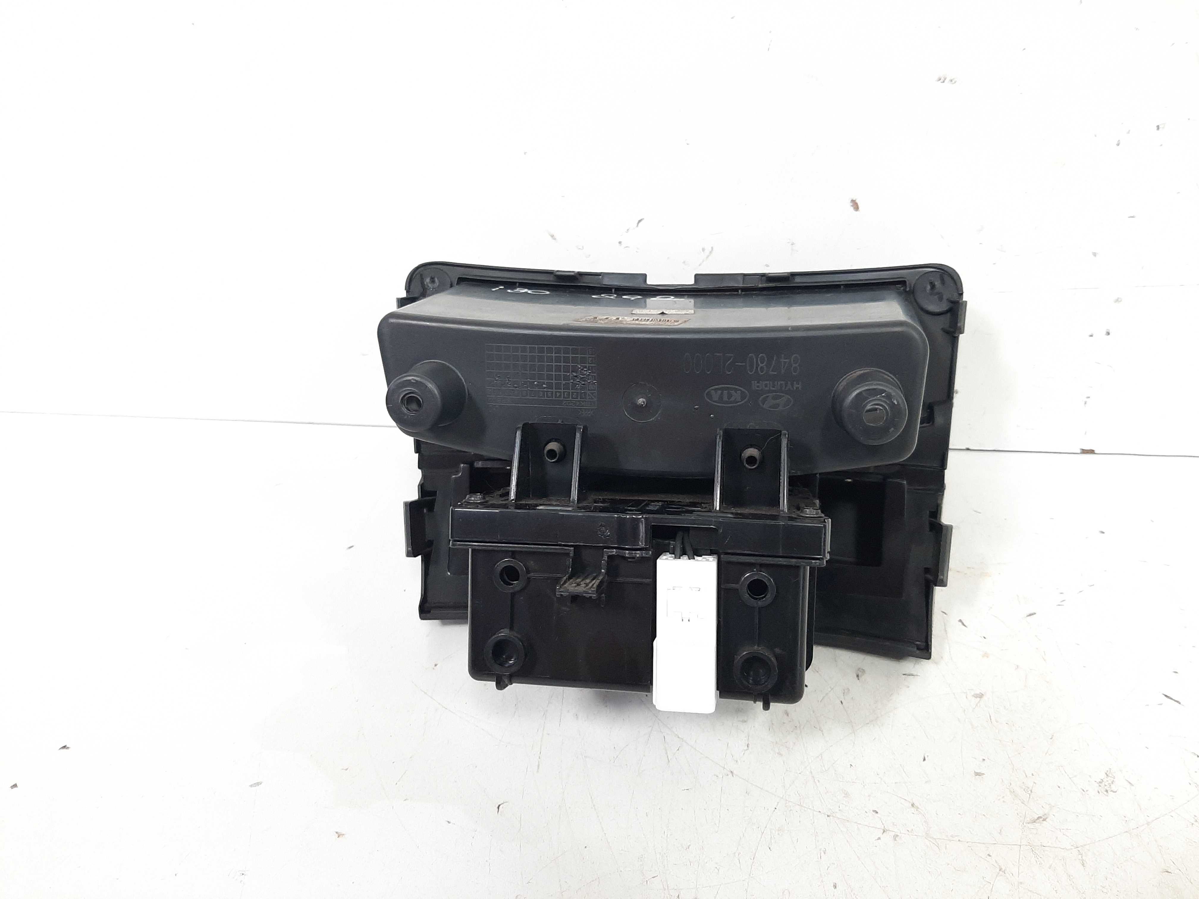 Porta Objeto Painel Hyundai I30 2009 2010 2011 2012 C/avaria 7