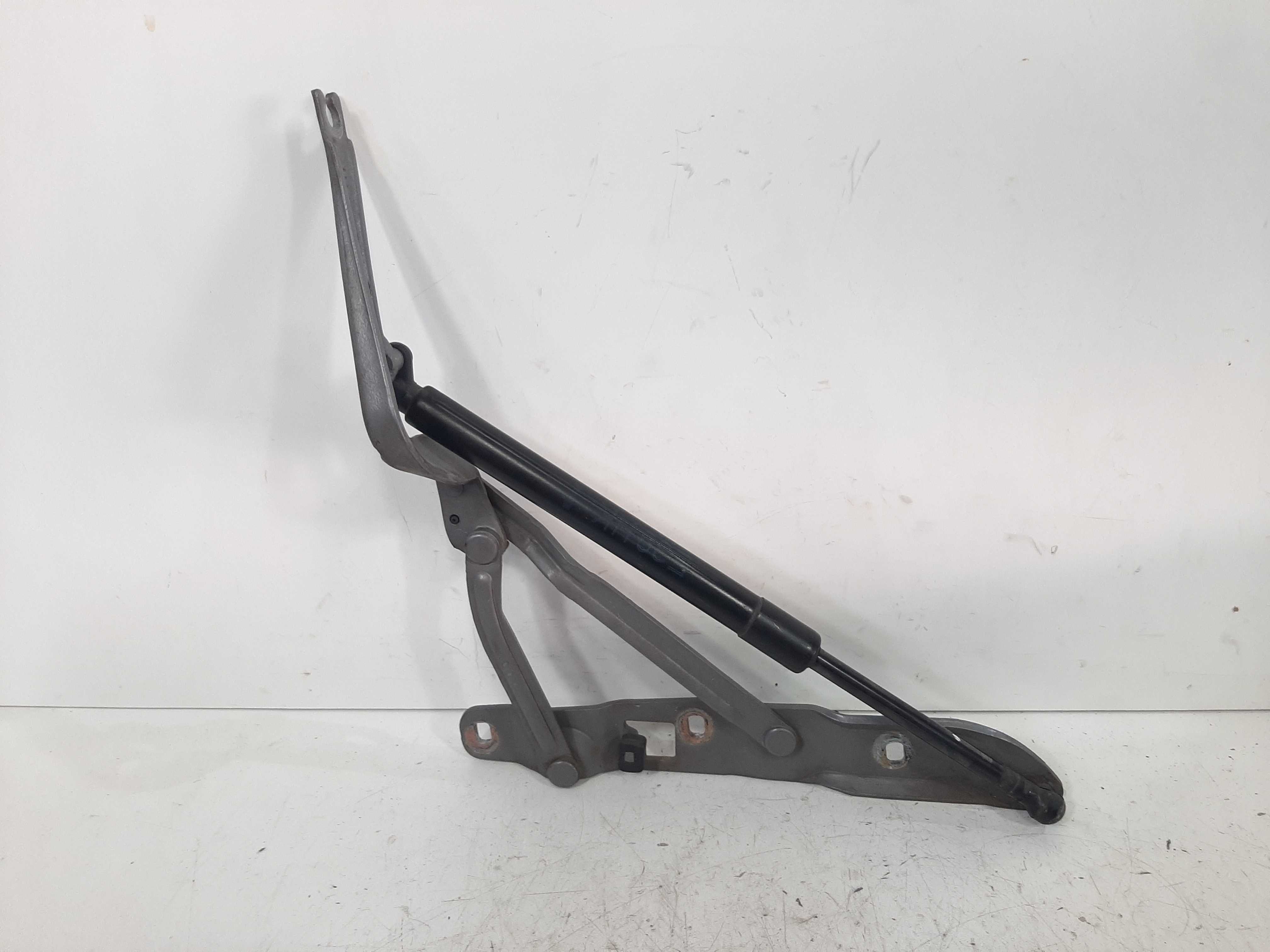 Dobradiça Tampa Traseira Direita 540i 96 97 A 2002 2003 2004 6