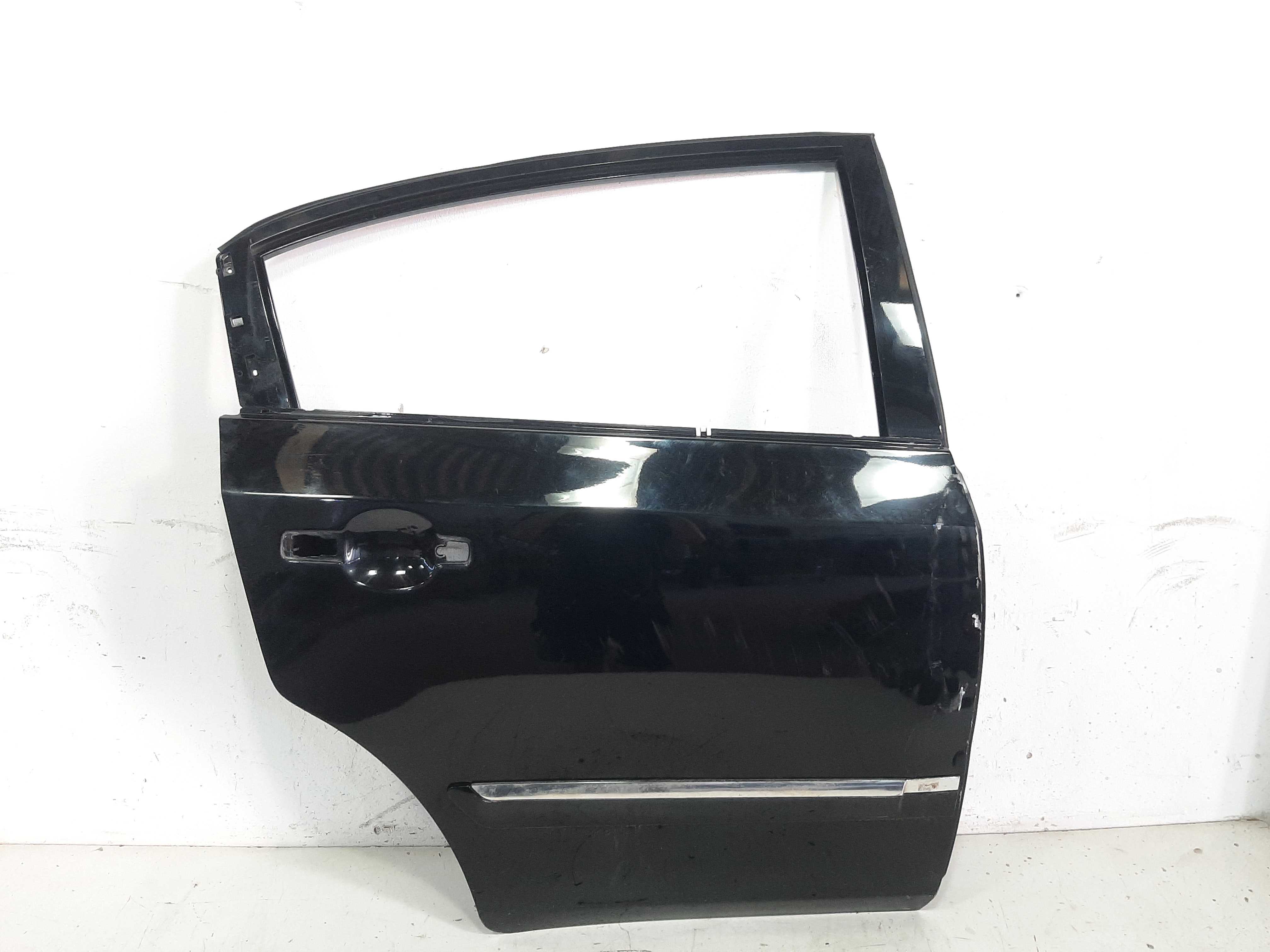 Porta Traseira Direita Nissan Sentra C/ Detalhe 2008 A 2013 3