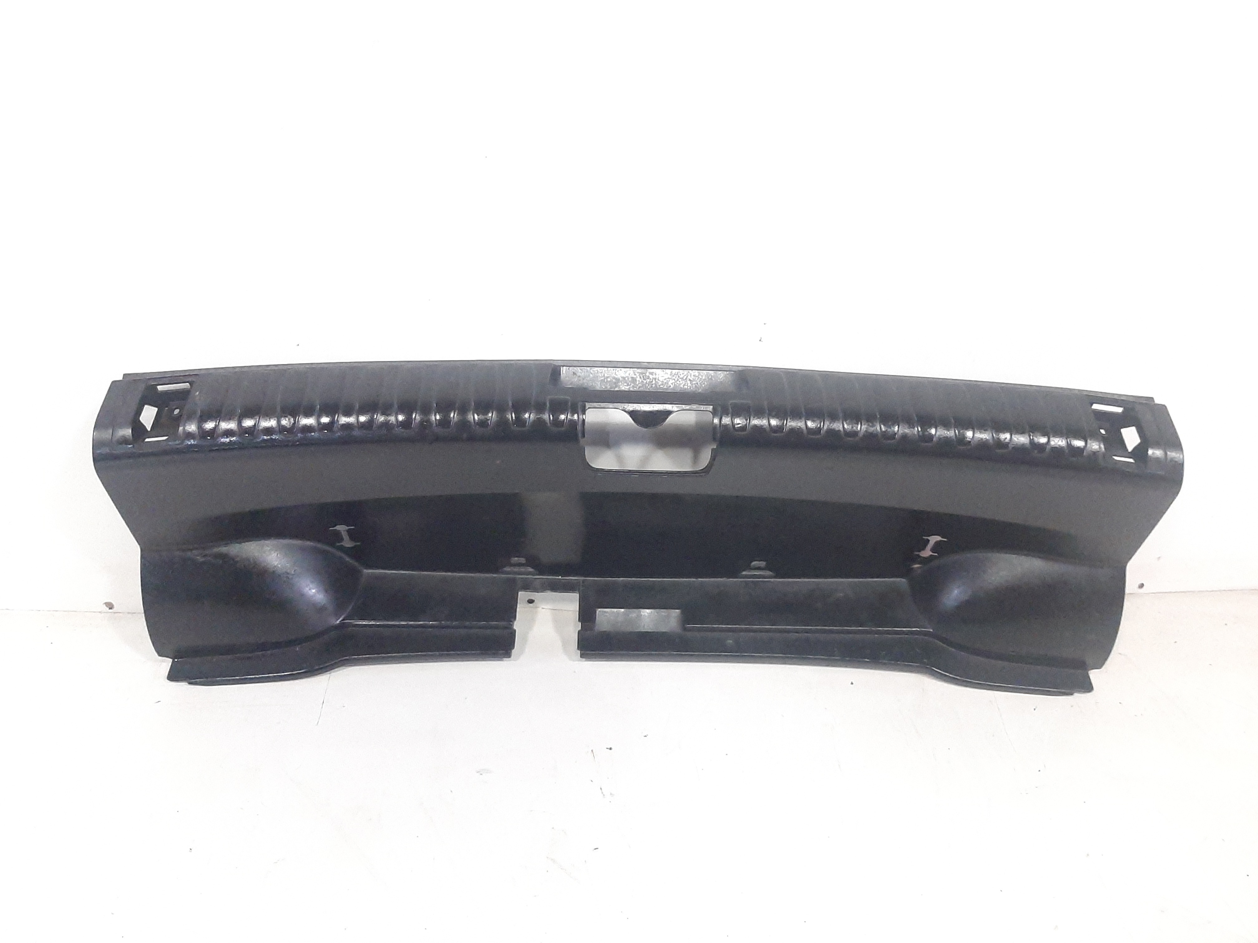 Acabamento Moldura Soleira Porta Malas Bmw 120i 2006 A 2012 5