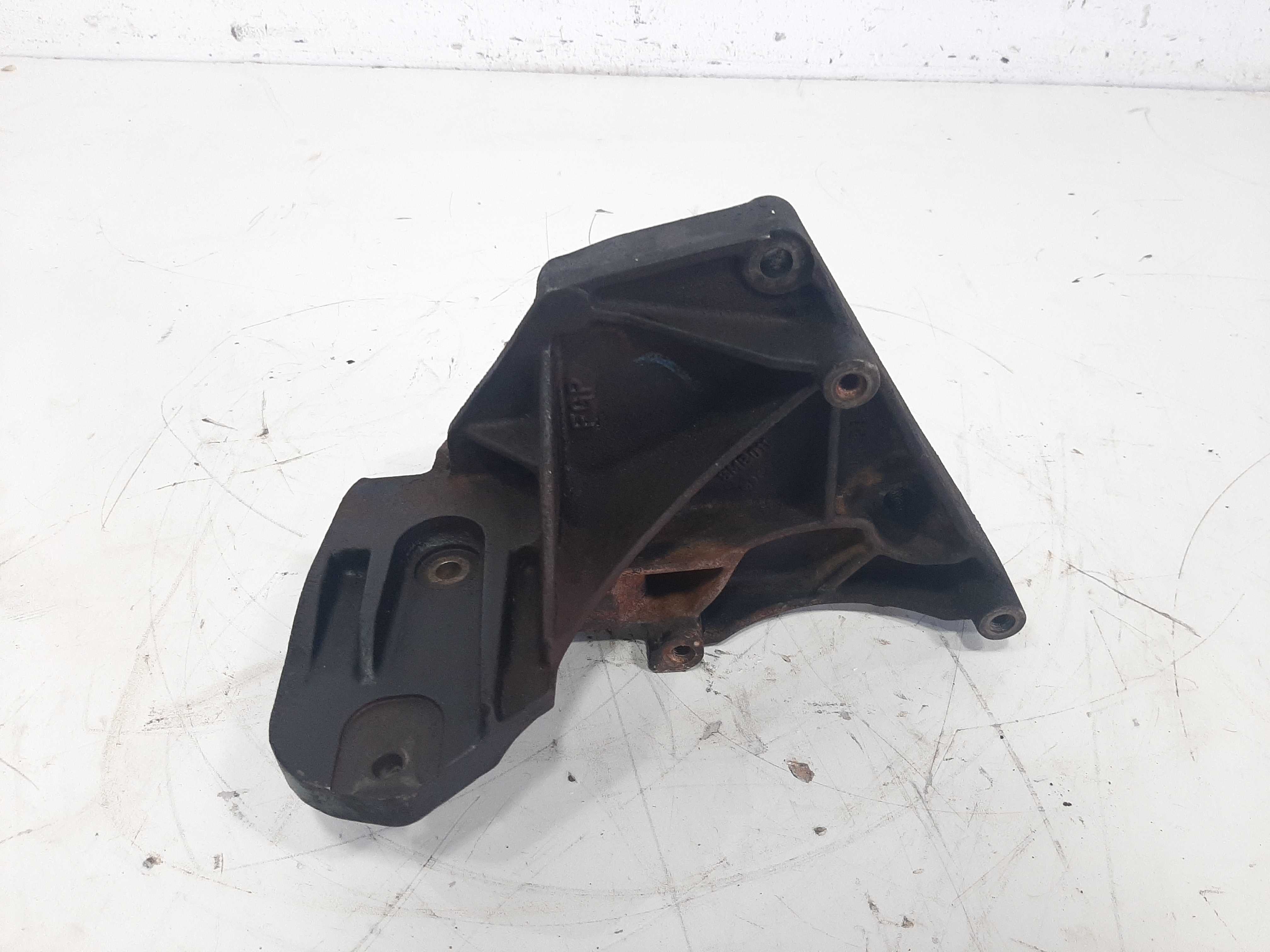 Suporte Compressor Bomba Hidráulica Vectra 2006 2007 A 2012 7