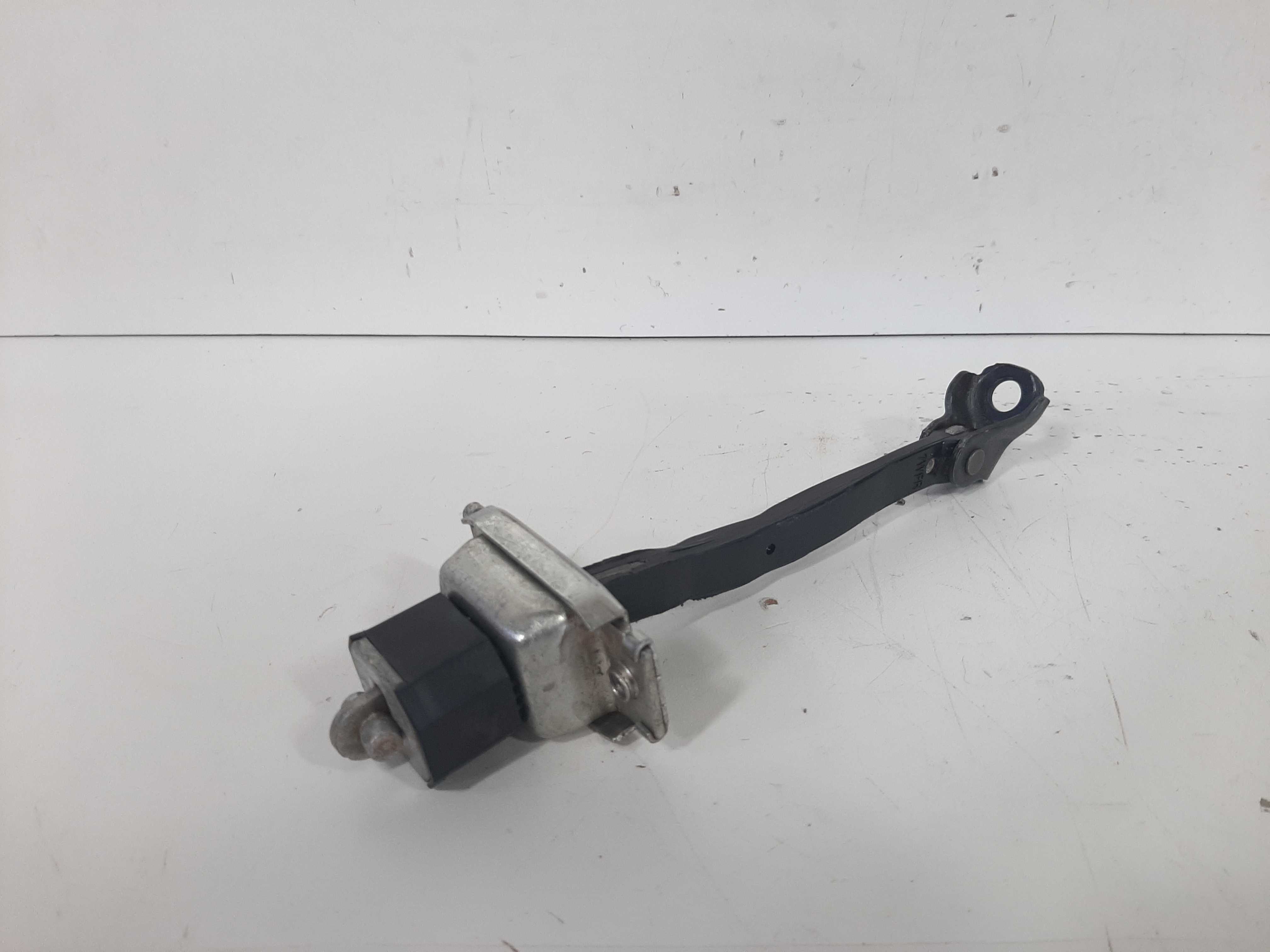 Limitador Porta Dianteira Direita Honda Hrv 2015 2016 A 2018 5