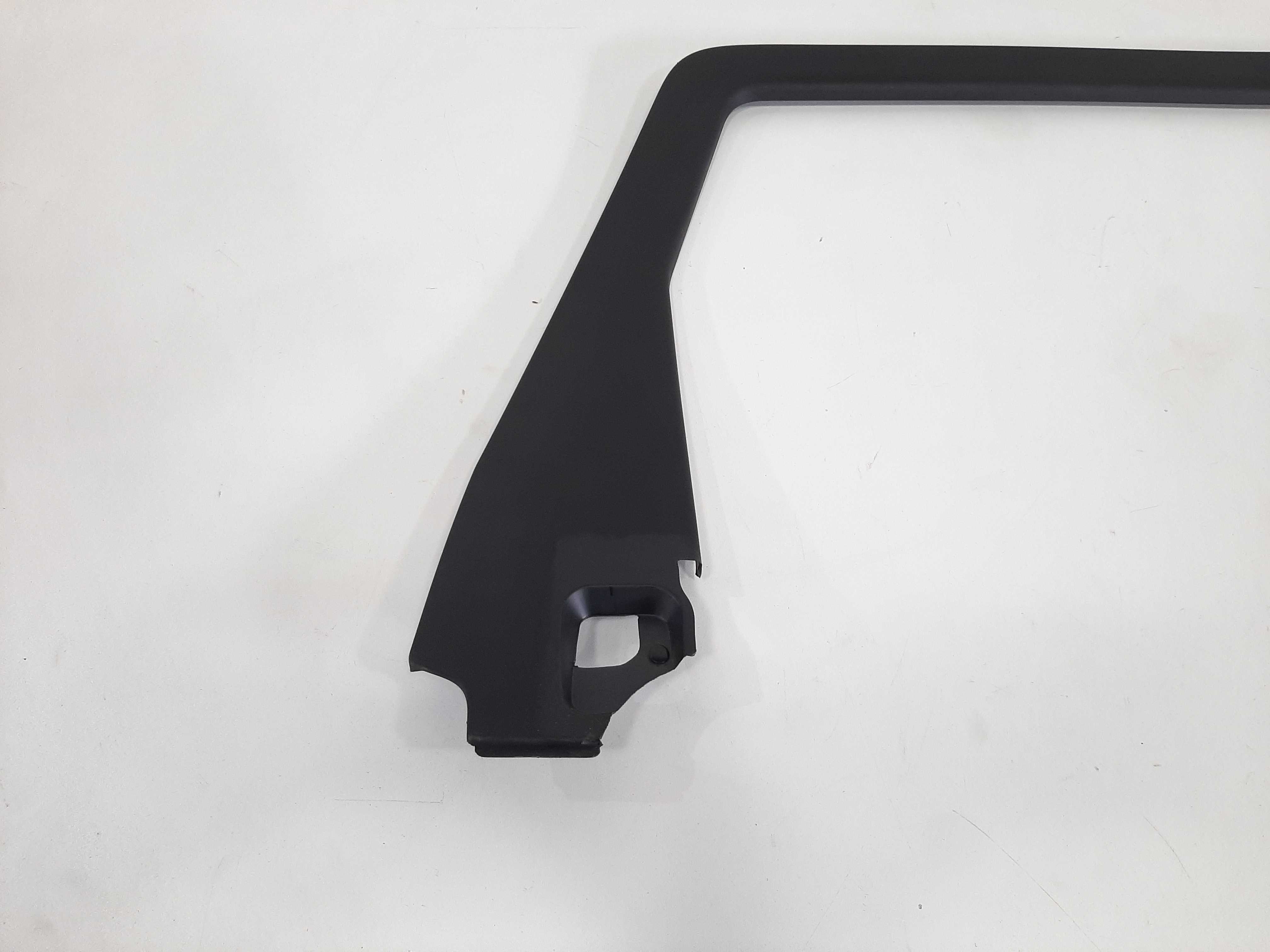 Acabamento Interno Porta Trase Esquer Grand Cherokee 11 A 15 5