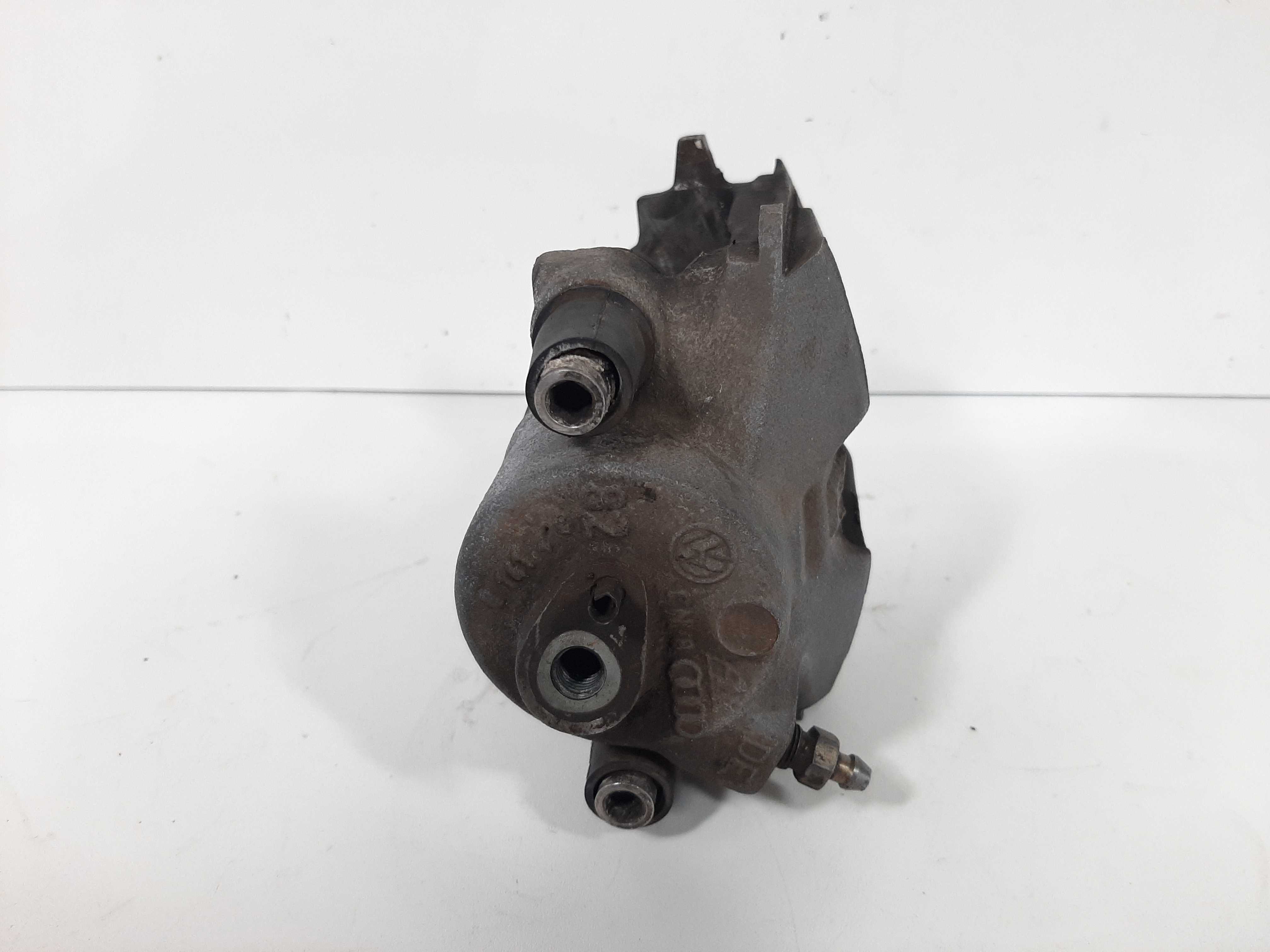 Pinça Dianteira Direita Audi A3 1.8 1997 1998 1999 A 2003 2