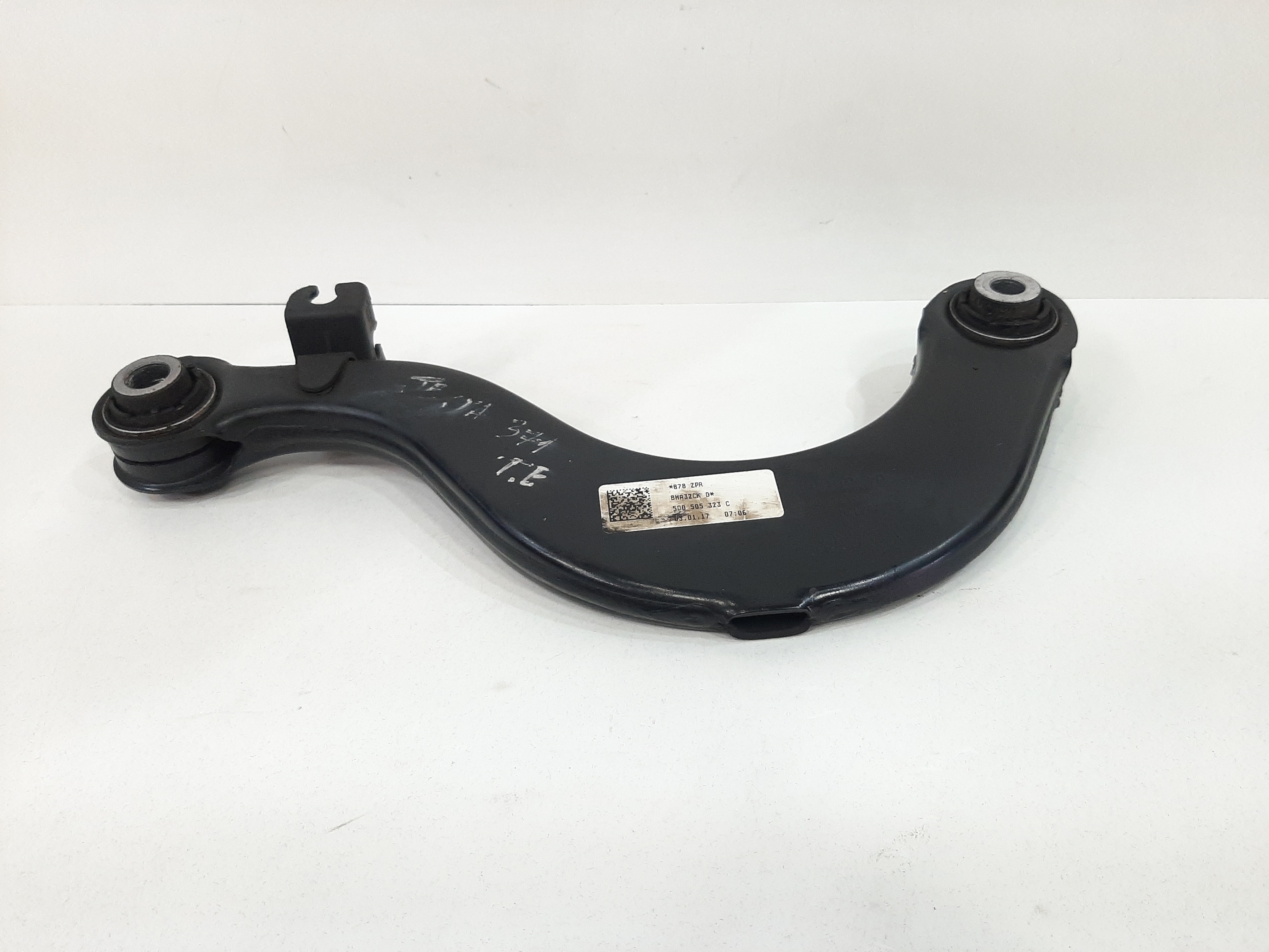 Braço Suspensão Sup Traseiro Esquerdo Vw Jetta 2.0 2011 A 17 6