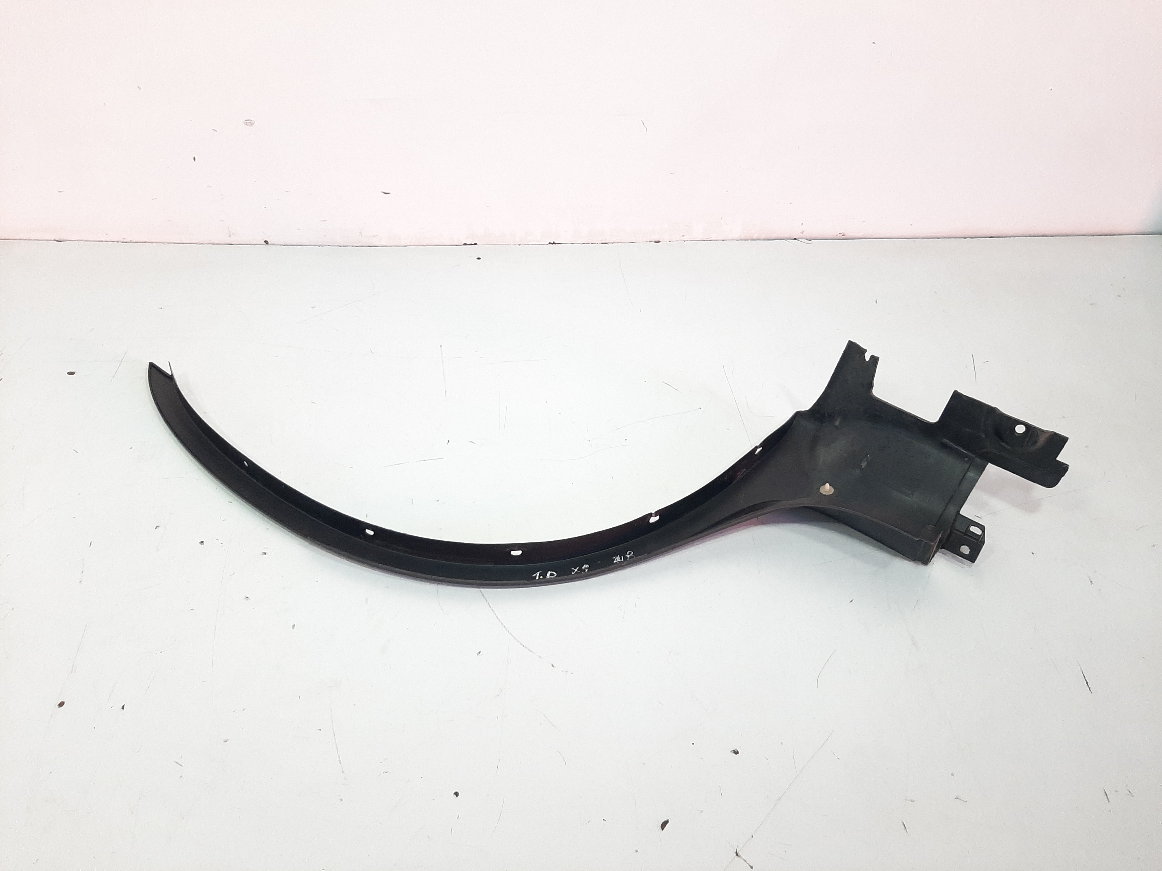 Moldura Paralama Traseiro Direito Bmw X5 E53 1999 A 2006 2
