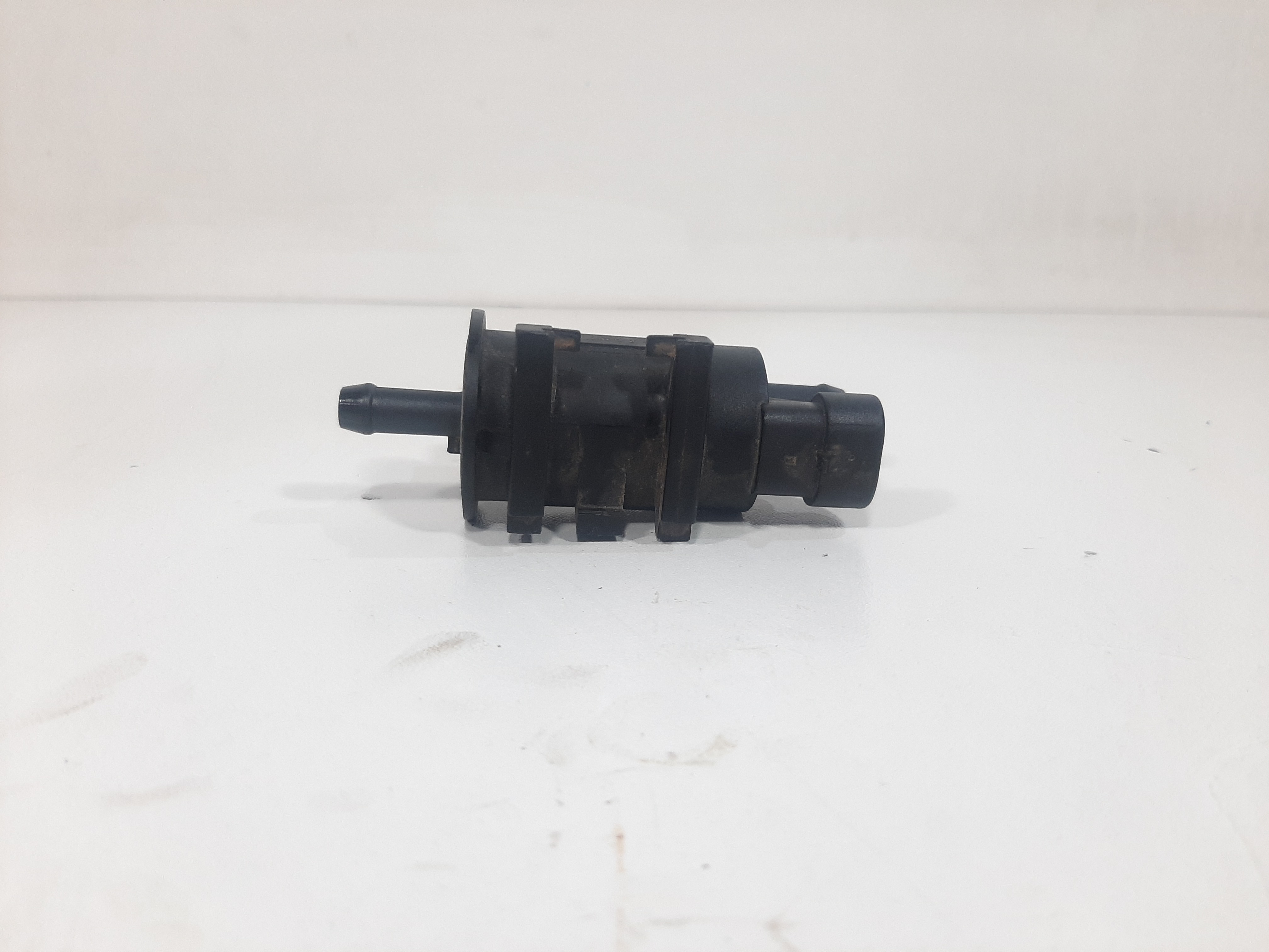 Válvula Canister Hyundai Azera 3.3 2007 2008 2009 2010 2011 1