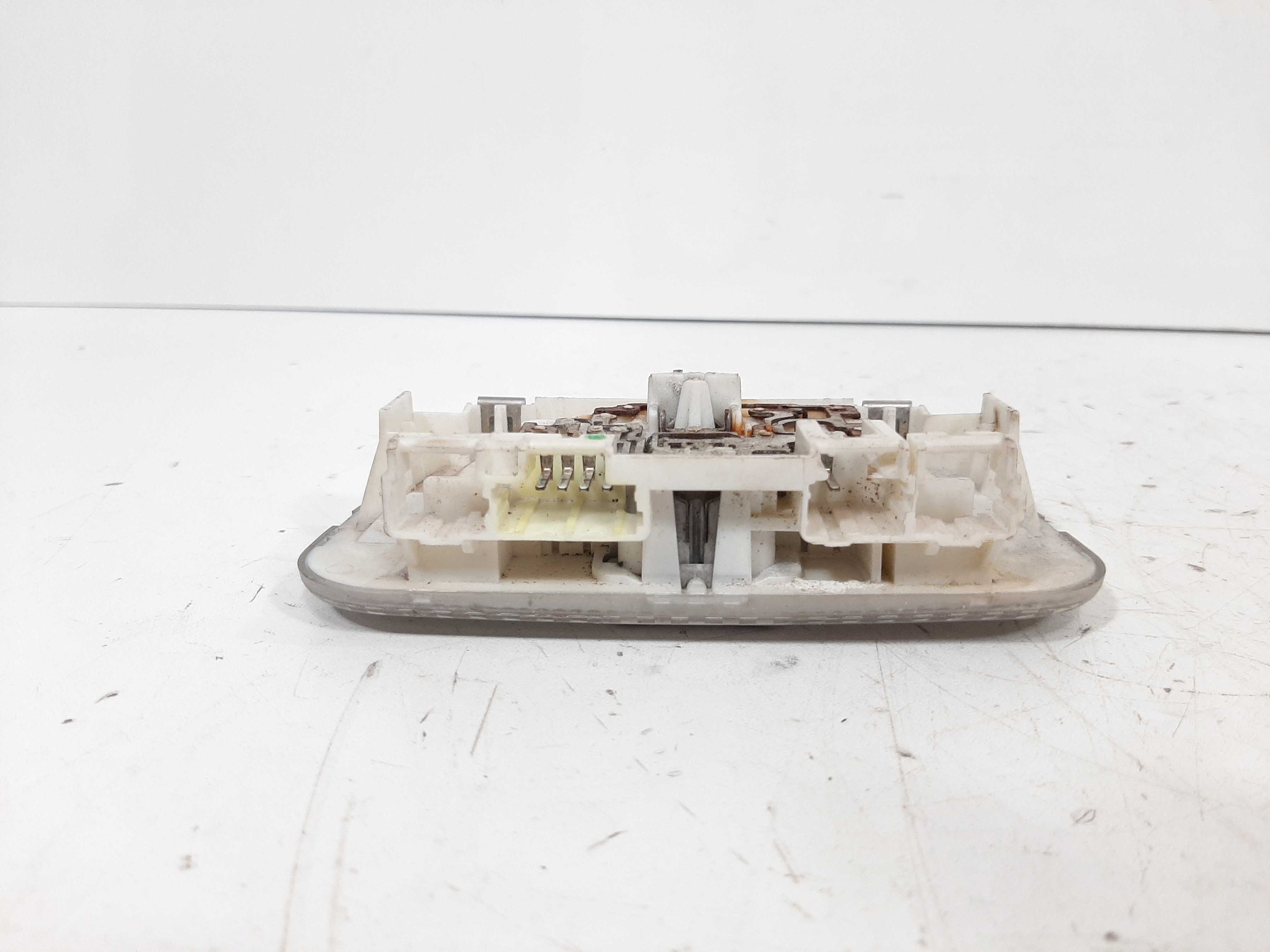 Luz Cortesia Interna Traseira Citroen C4 Hatch 2007 A 2013 3