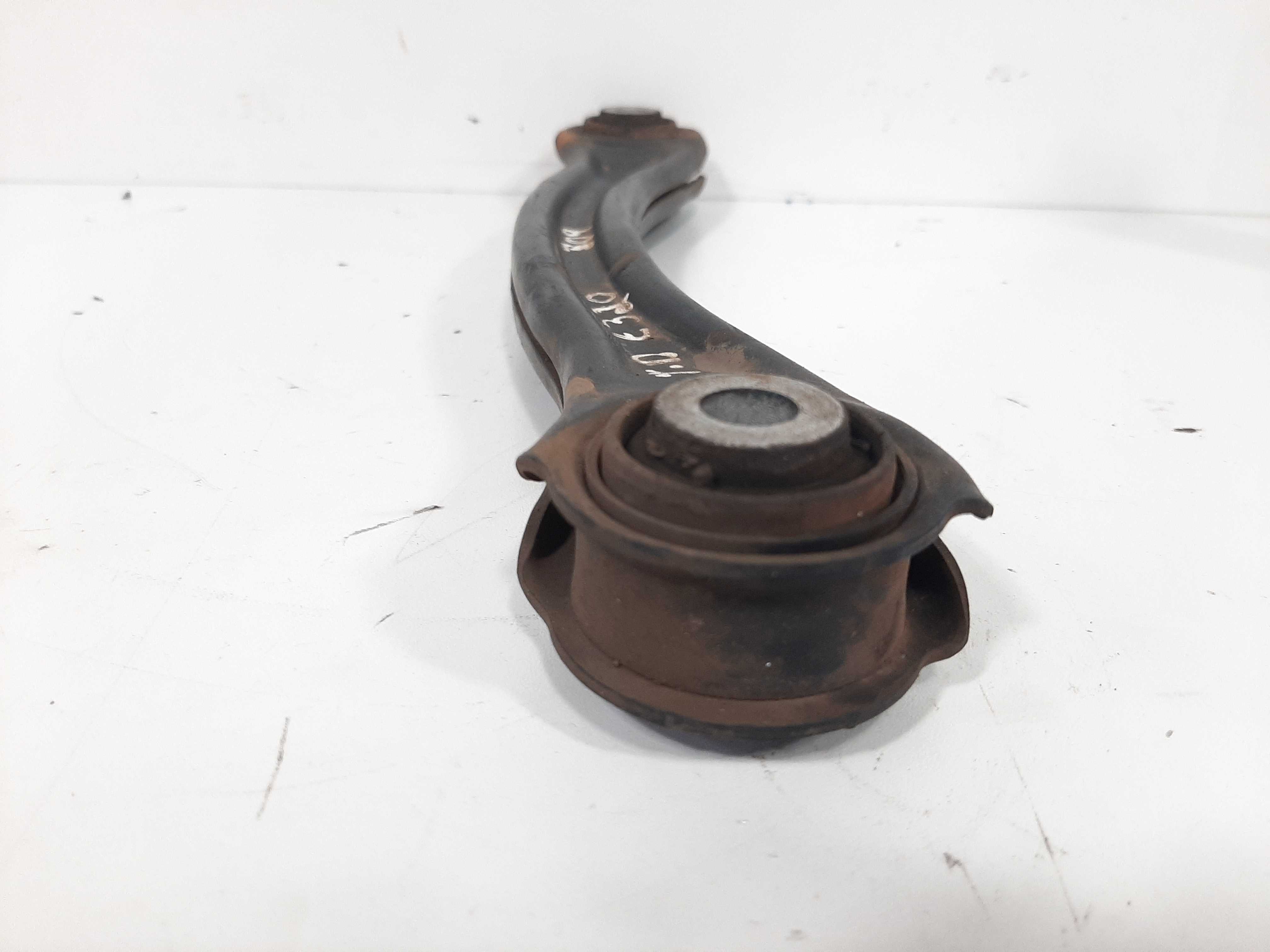 Braço Curvo Suspensão Traseiro Direito E320 W210 1998 A 2002 3