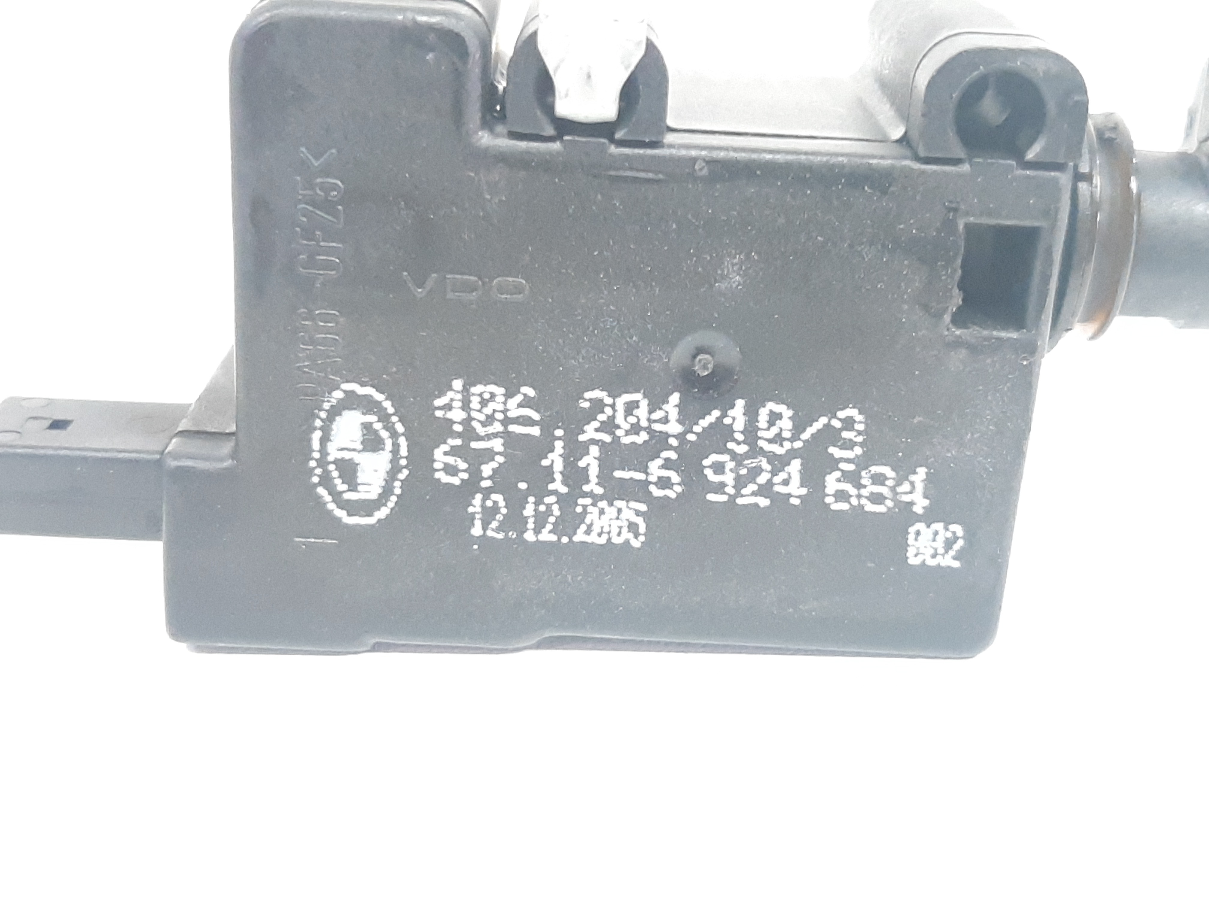 Trava Portinhola Bmw 118i 120i 2006 2007 2008 2009 A 2012