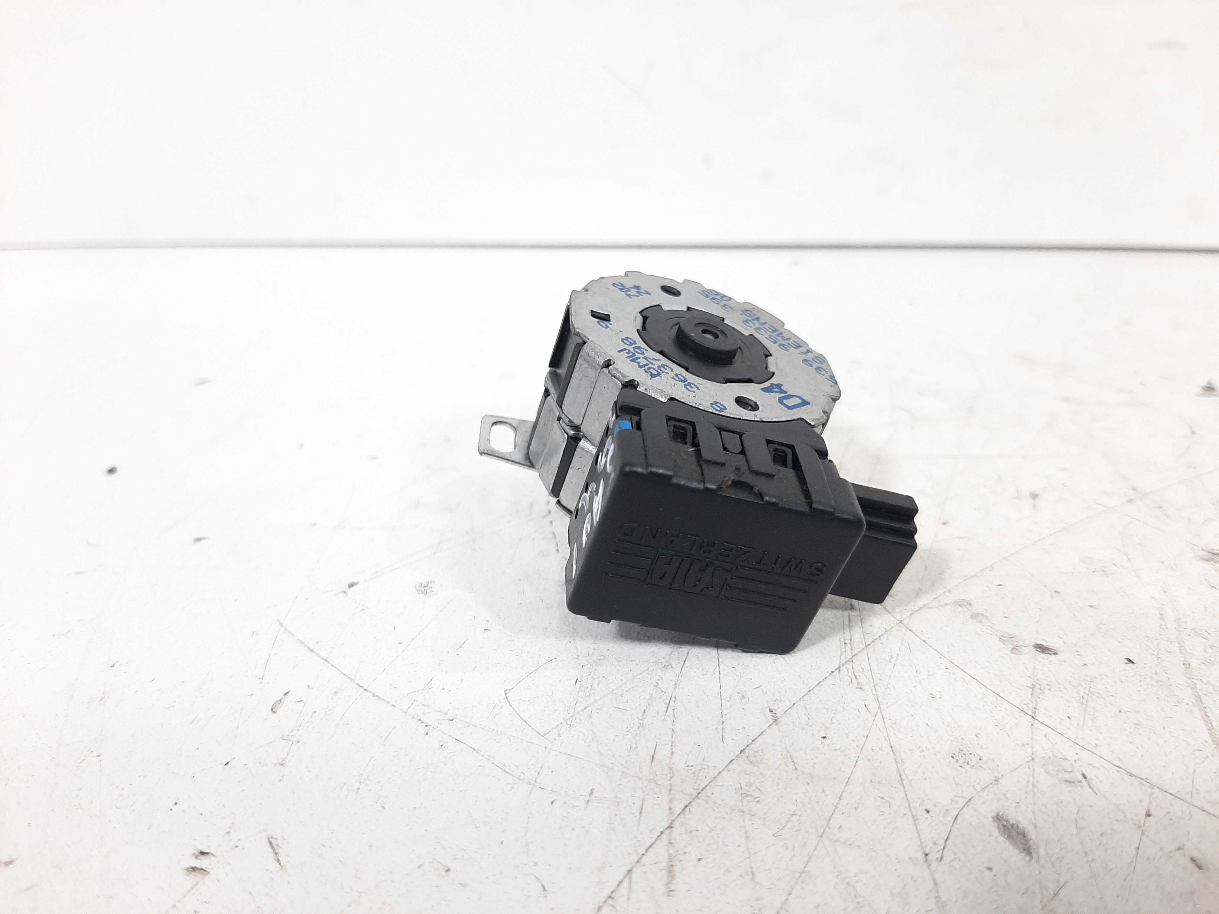 Atuador Caixa De Ar Bmw 528i 540i E39 Cod: 83637989 6