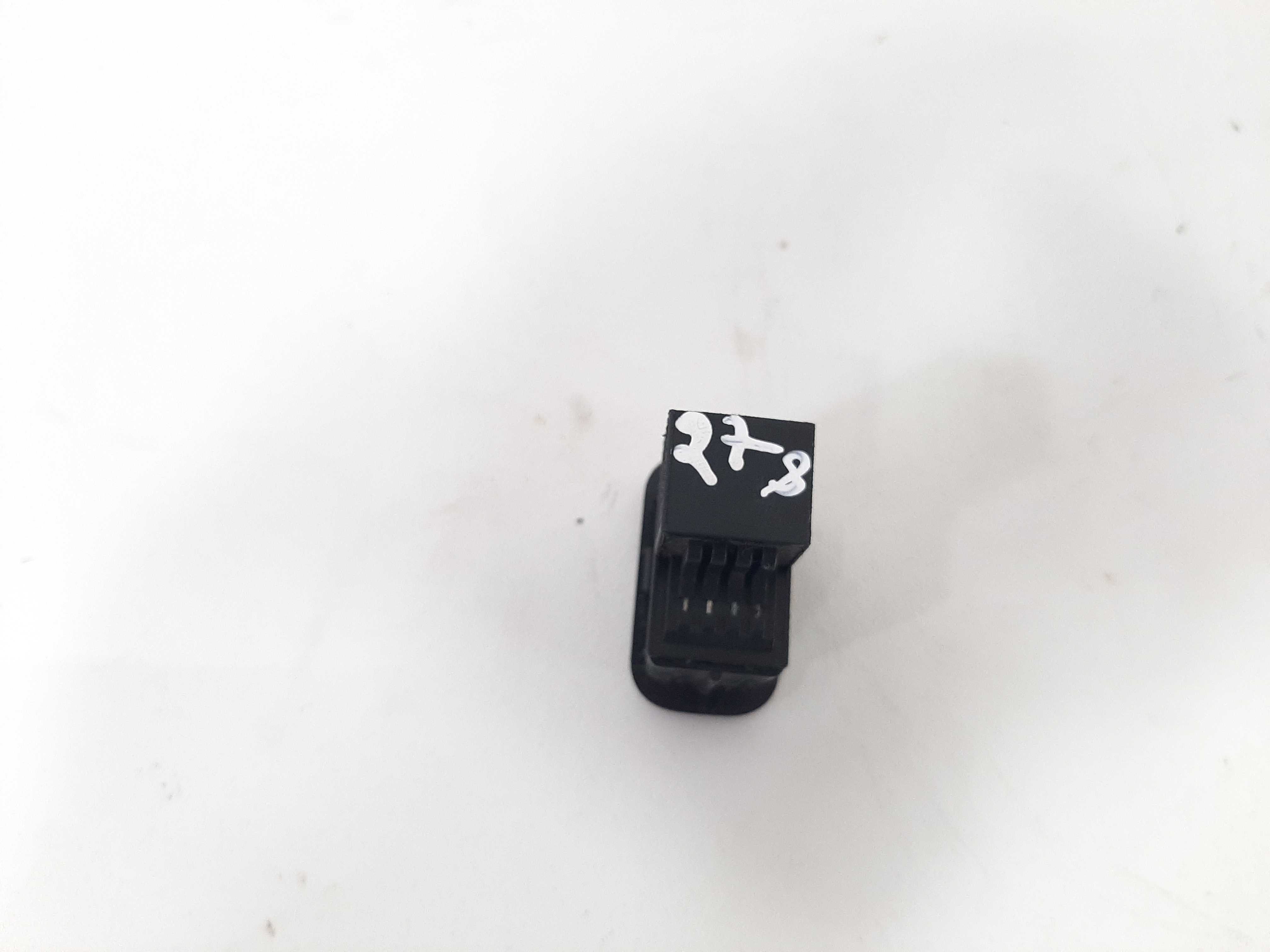 Interruptor Botão Alarme Vw Jetta 2007 2008 2009 A 2012 3