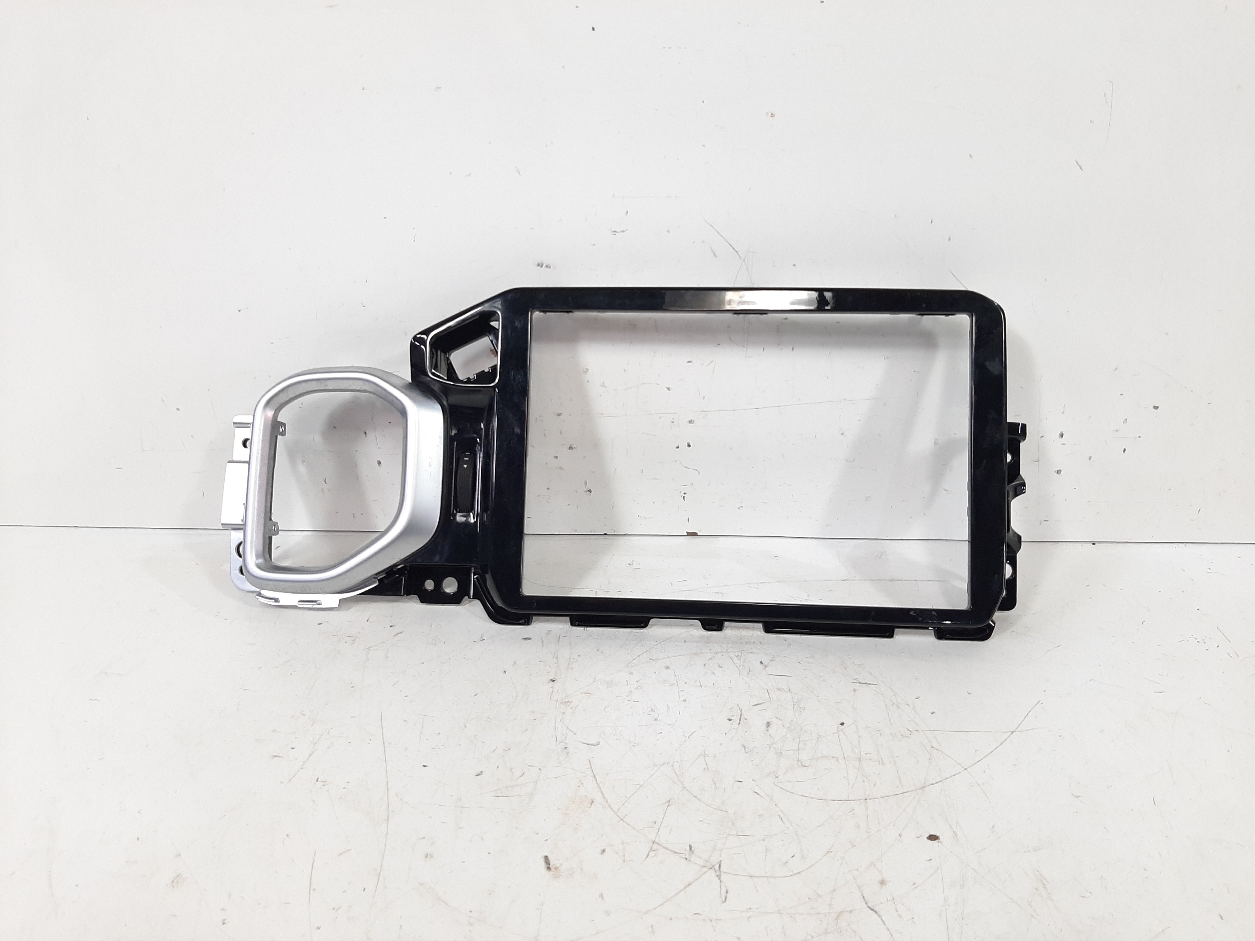 Moldura Multimidia Chery Tiggo 5x 1.5t 16v 2019 2020 2021 2