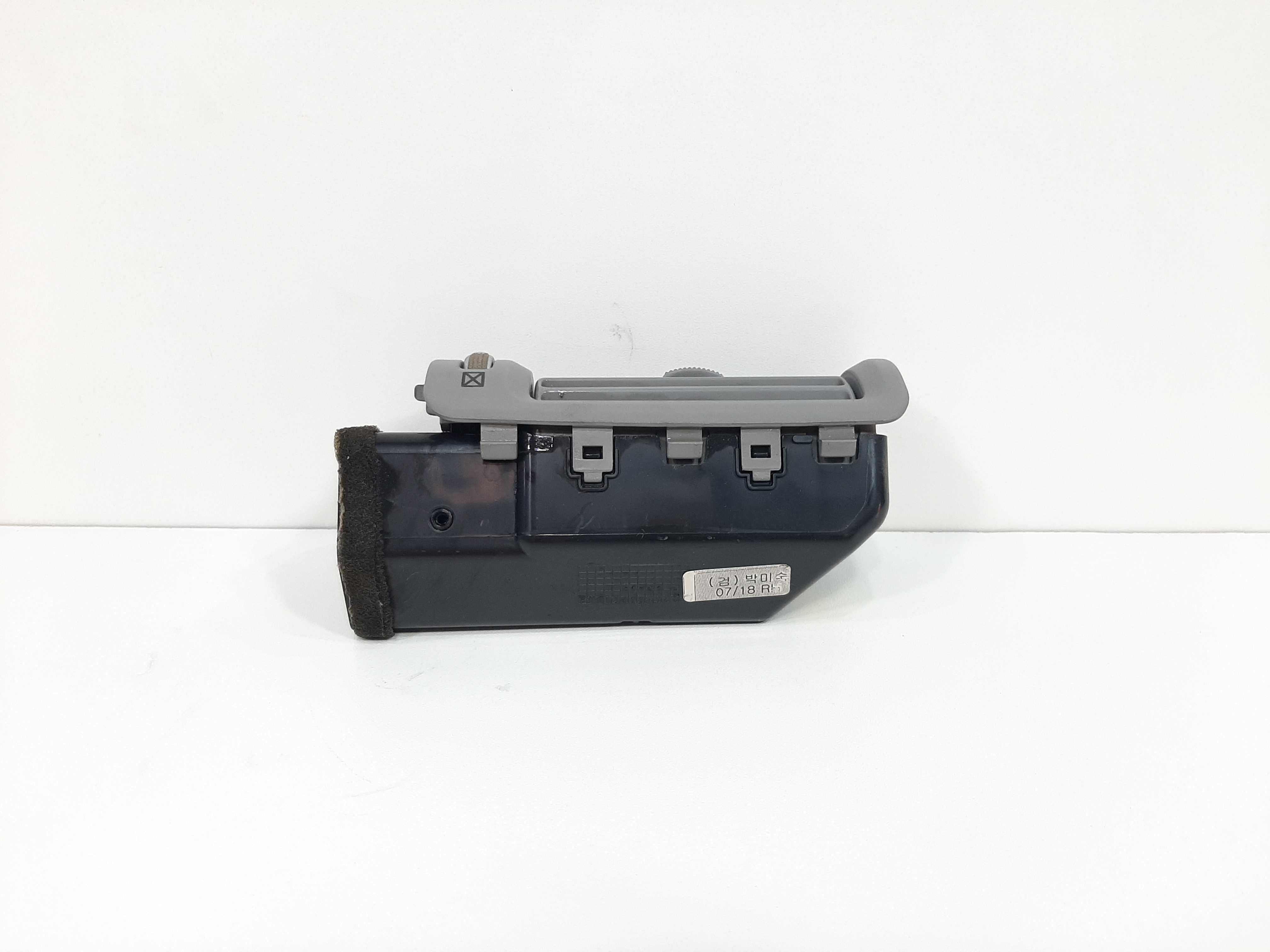 Difusor Ar Dianteiro Direito Hyundai Santa Fé 2007 A 2012 2