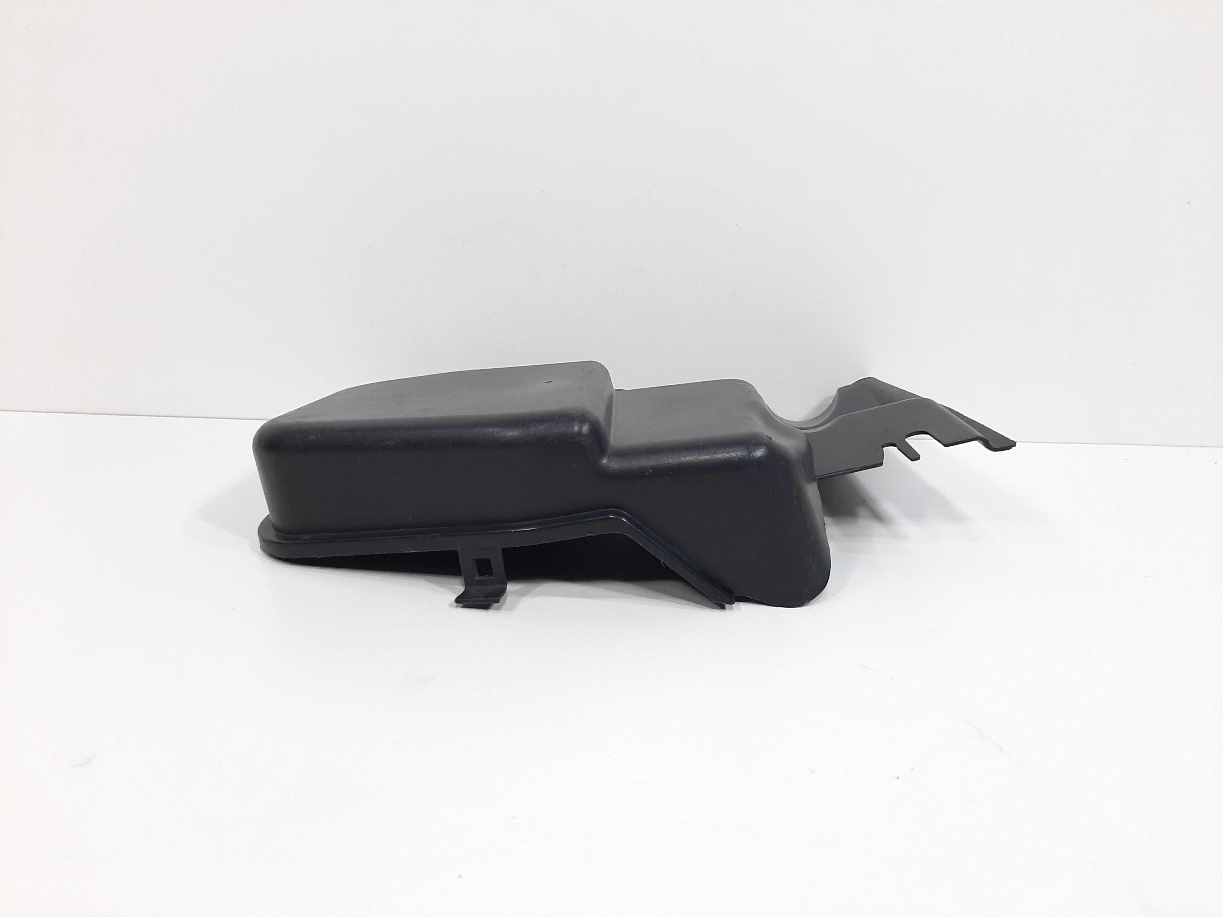 Tampa Filtro Caixa Ar Bmw X1 2.0 Asp 2007 2008 2009 A 2012 3