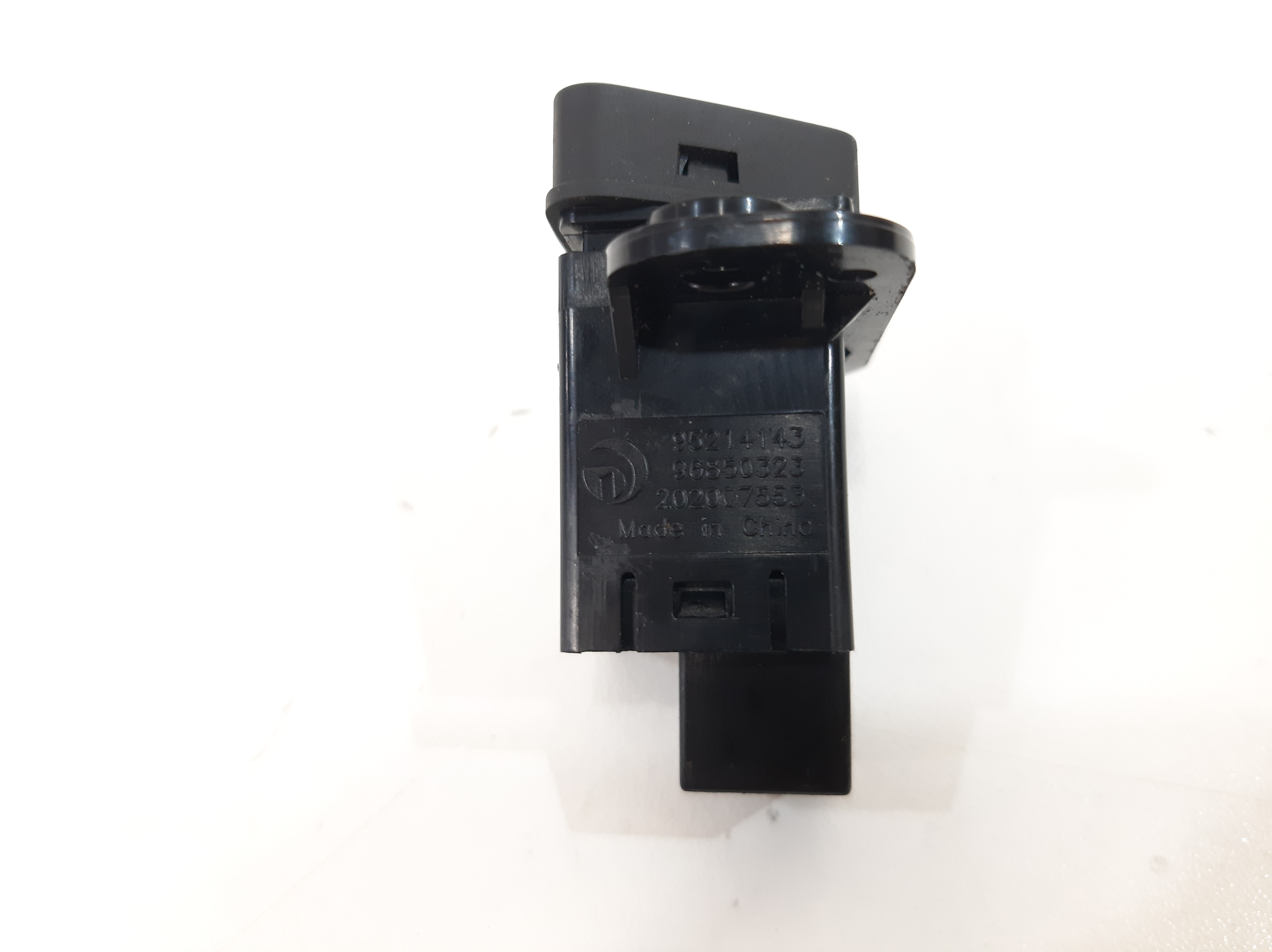 Botão Alerta Gm Chevrolet Cruze 1.8 2011 A 2016 95214143 1