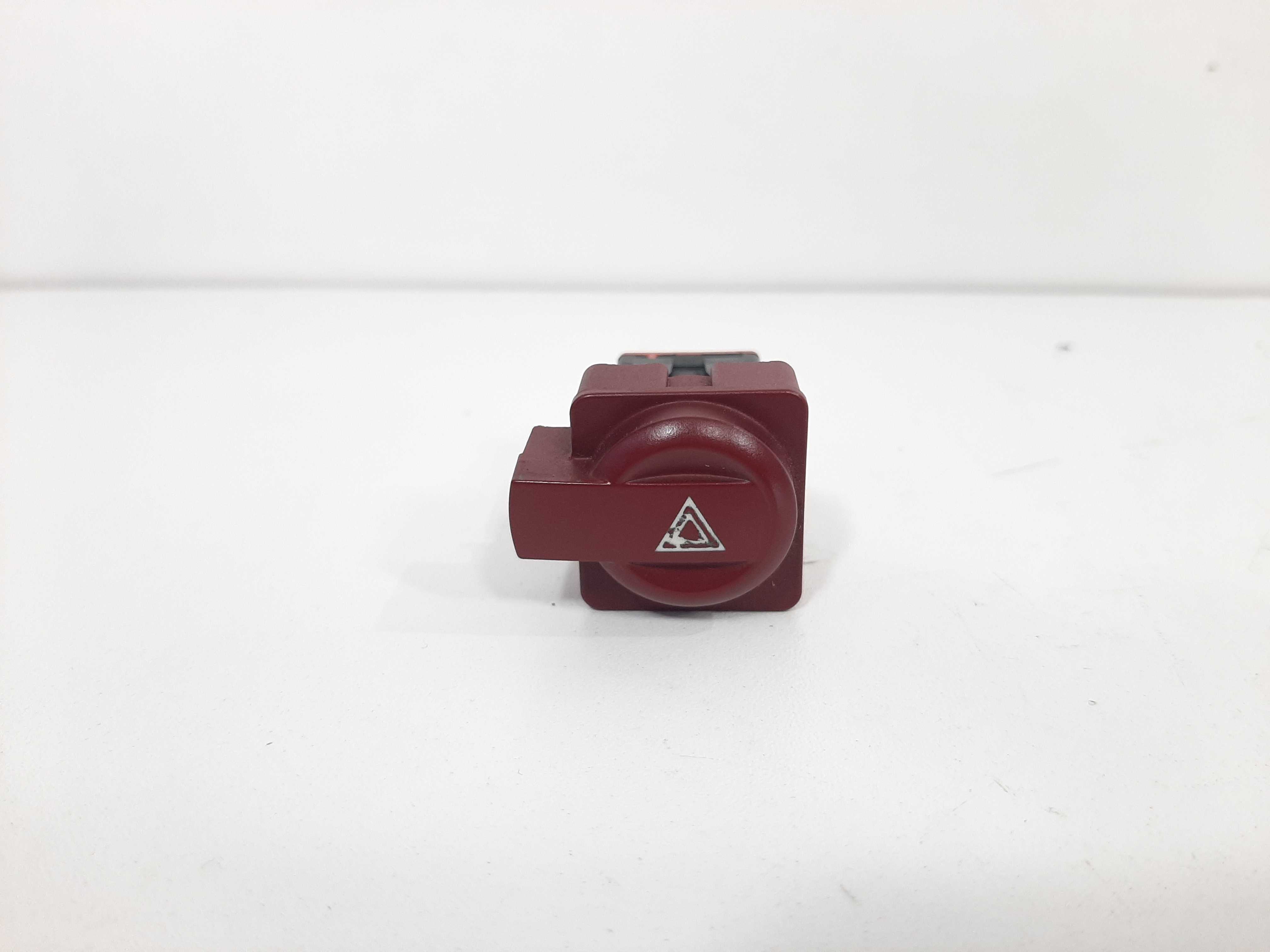 Botão Comando Pisca Alerta Citroen C4 2007 2008 2009 A 2013 4