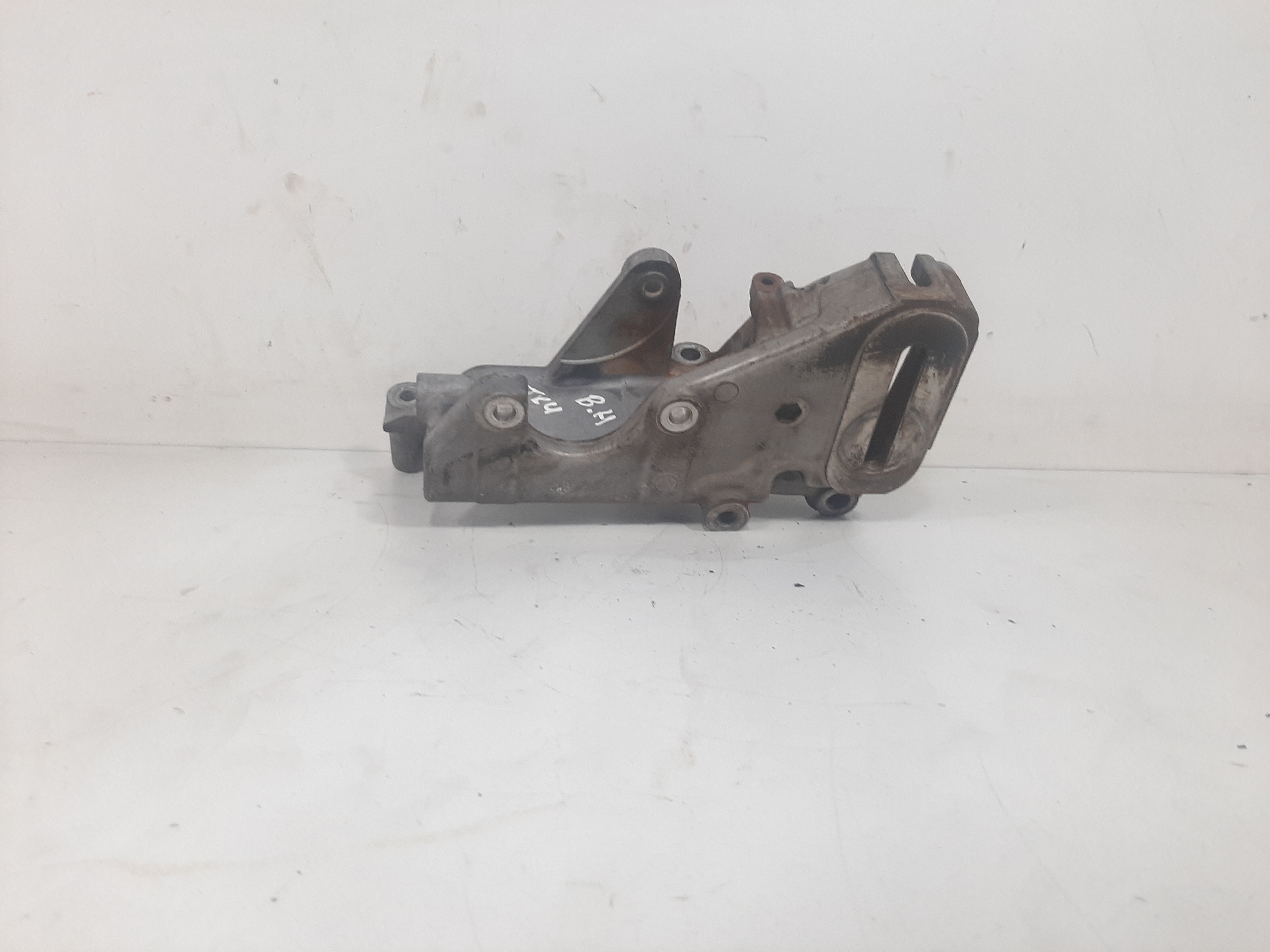 Suporte Bomba Hidráulica Pajero Tr4 2.0 4×4 2003 2004 2007 2
