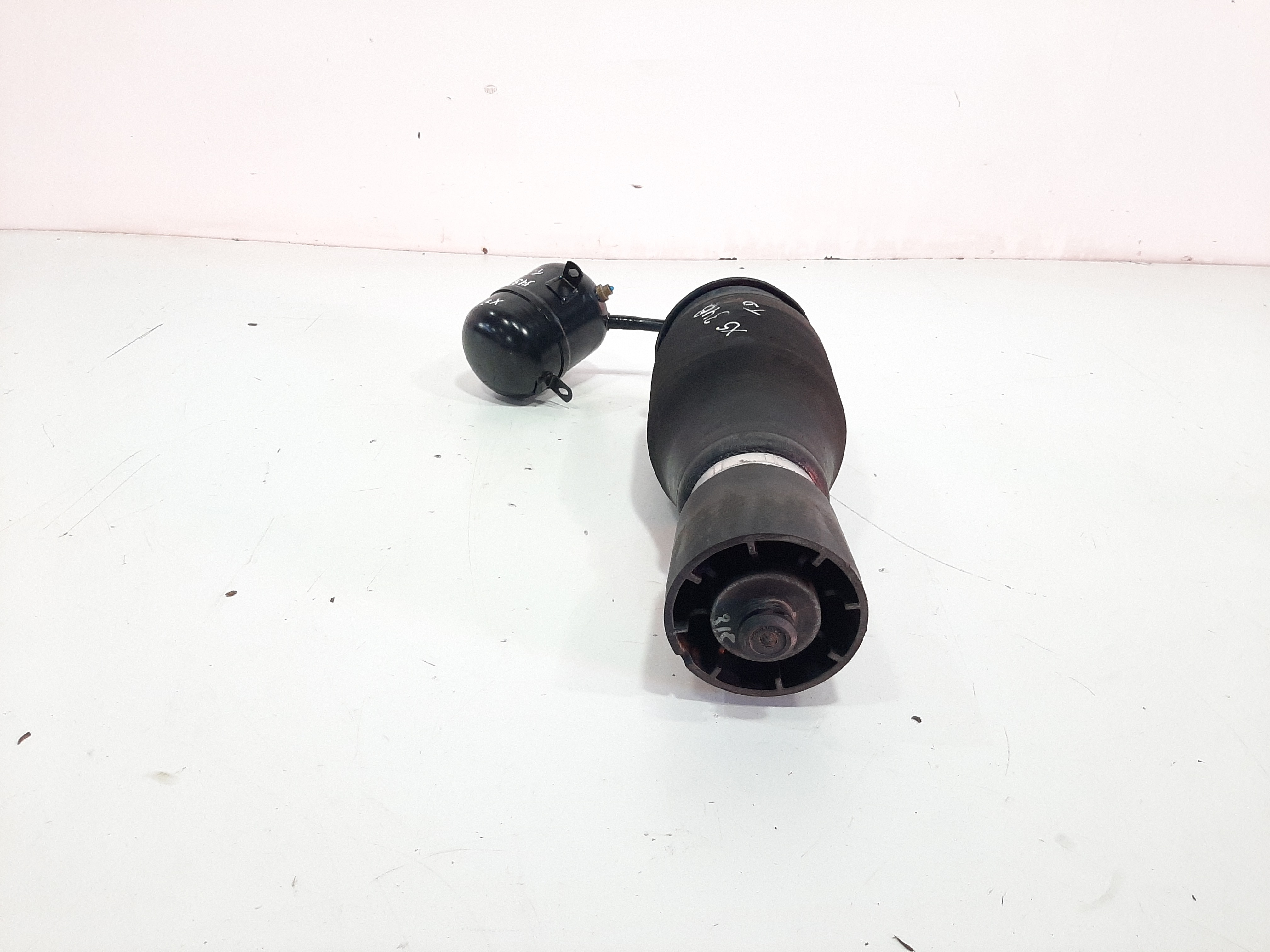 Bolsa Suspensão Ar Traseira Direita Bmw X5 E53 1999 A 2006 7