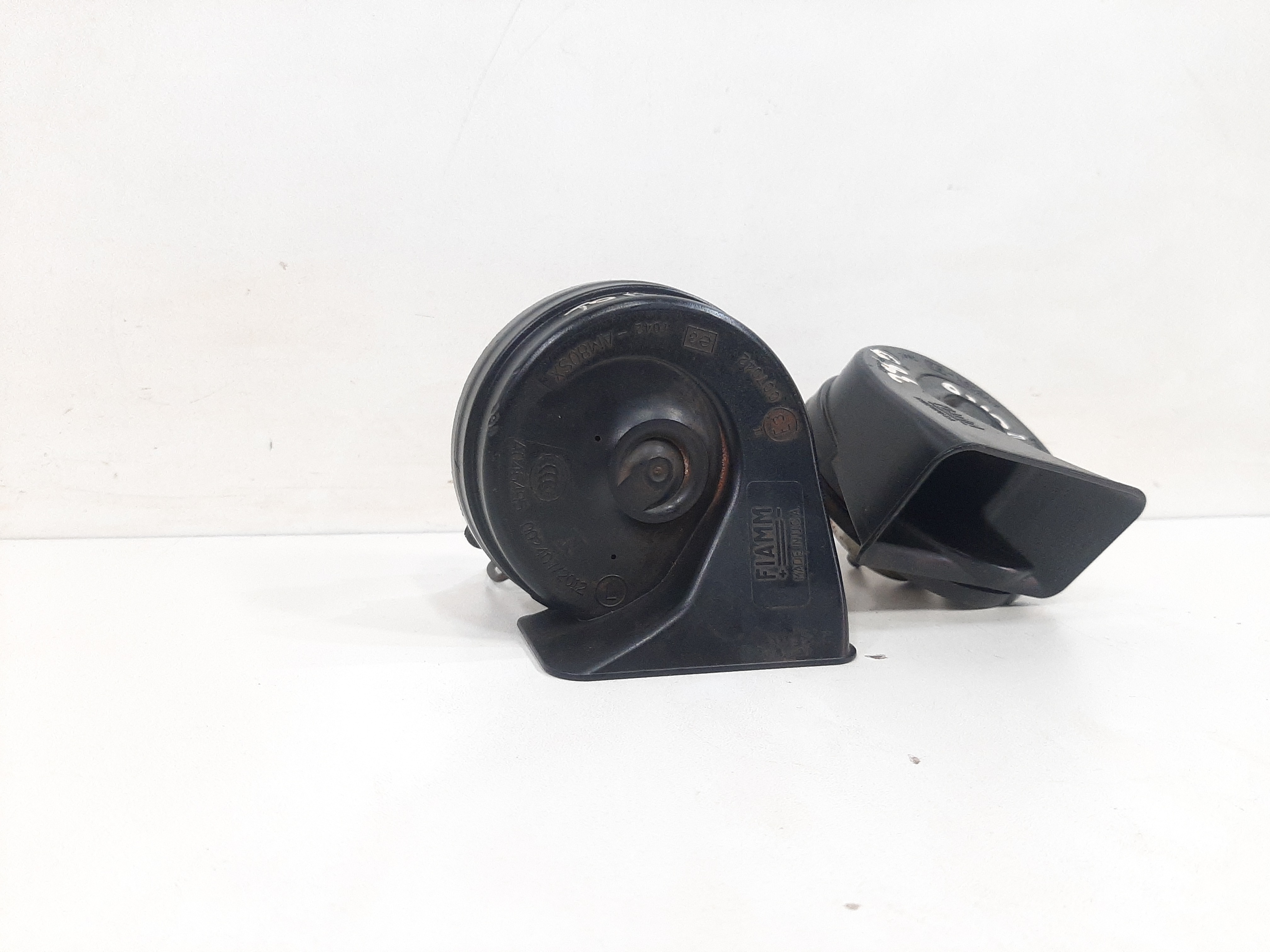 Buzina Caracol 12v Toro Cronos Argo Mobi Strada 2016 A 2024 3