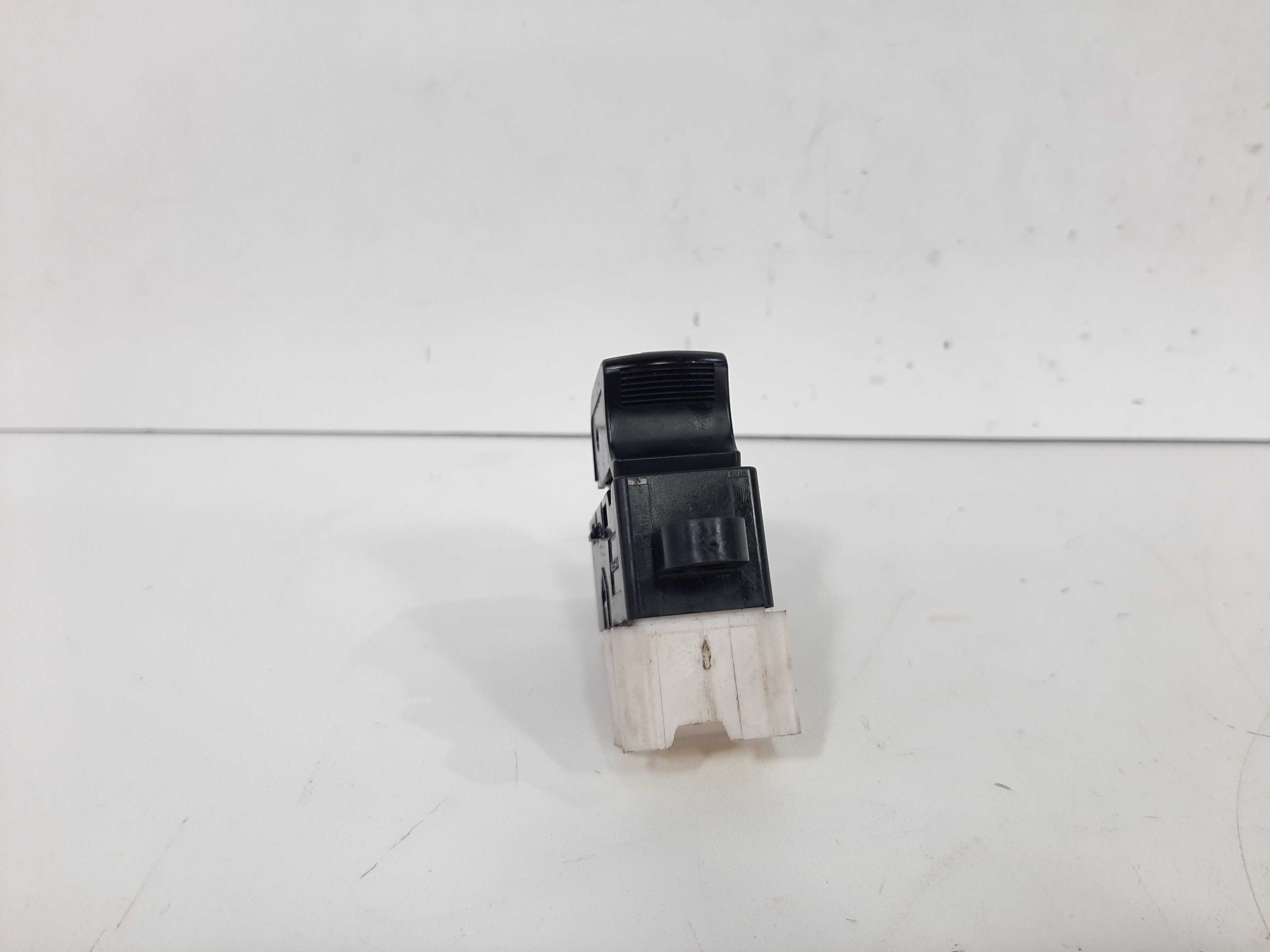 Botão Comando Vidro Elétrico Traseiro Esquerdo Nissan Versa 6