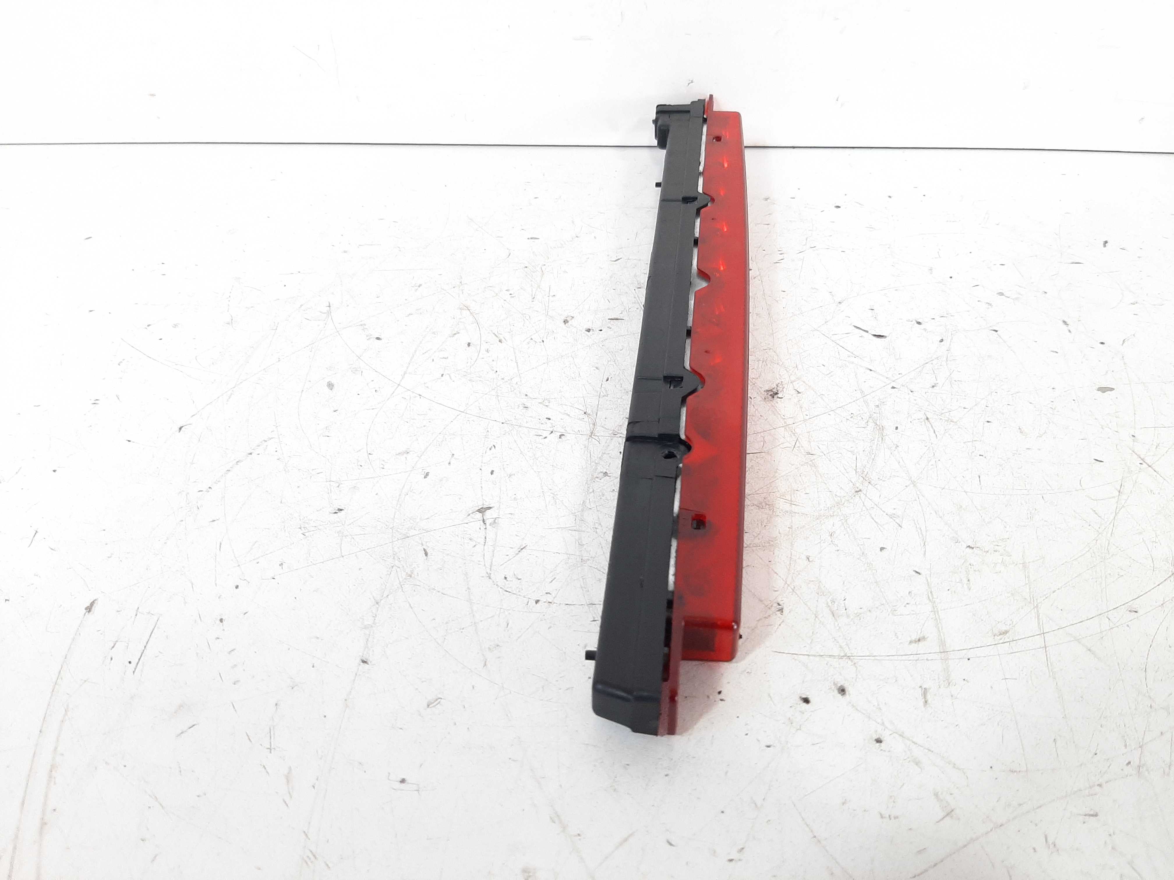 Luz Brake Light Audi A3 Cód. 8d9 945 097 B 4