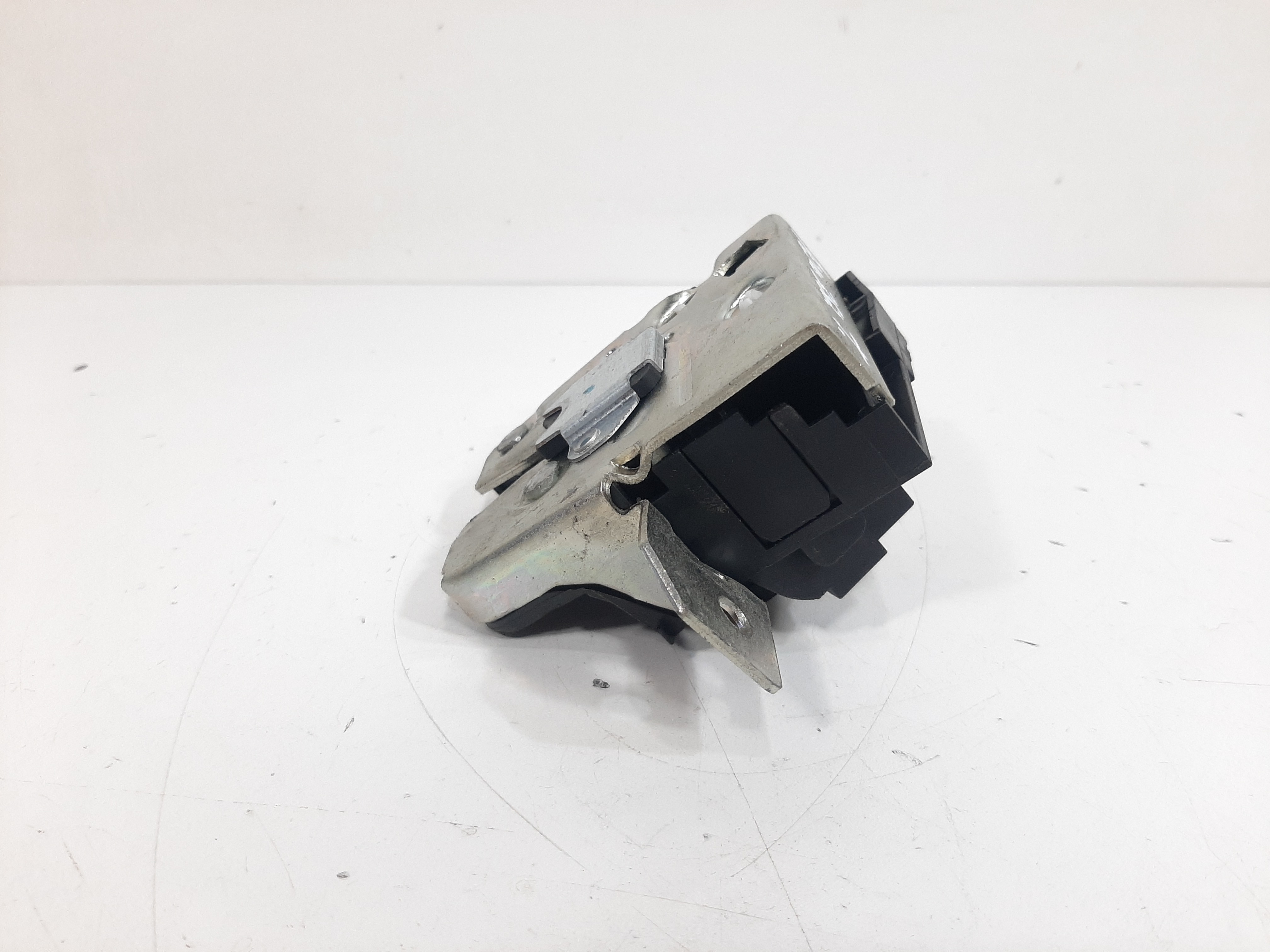 Fechadura Portamalas Mercedes Benz A200 W176 2013 A 2018 9