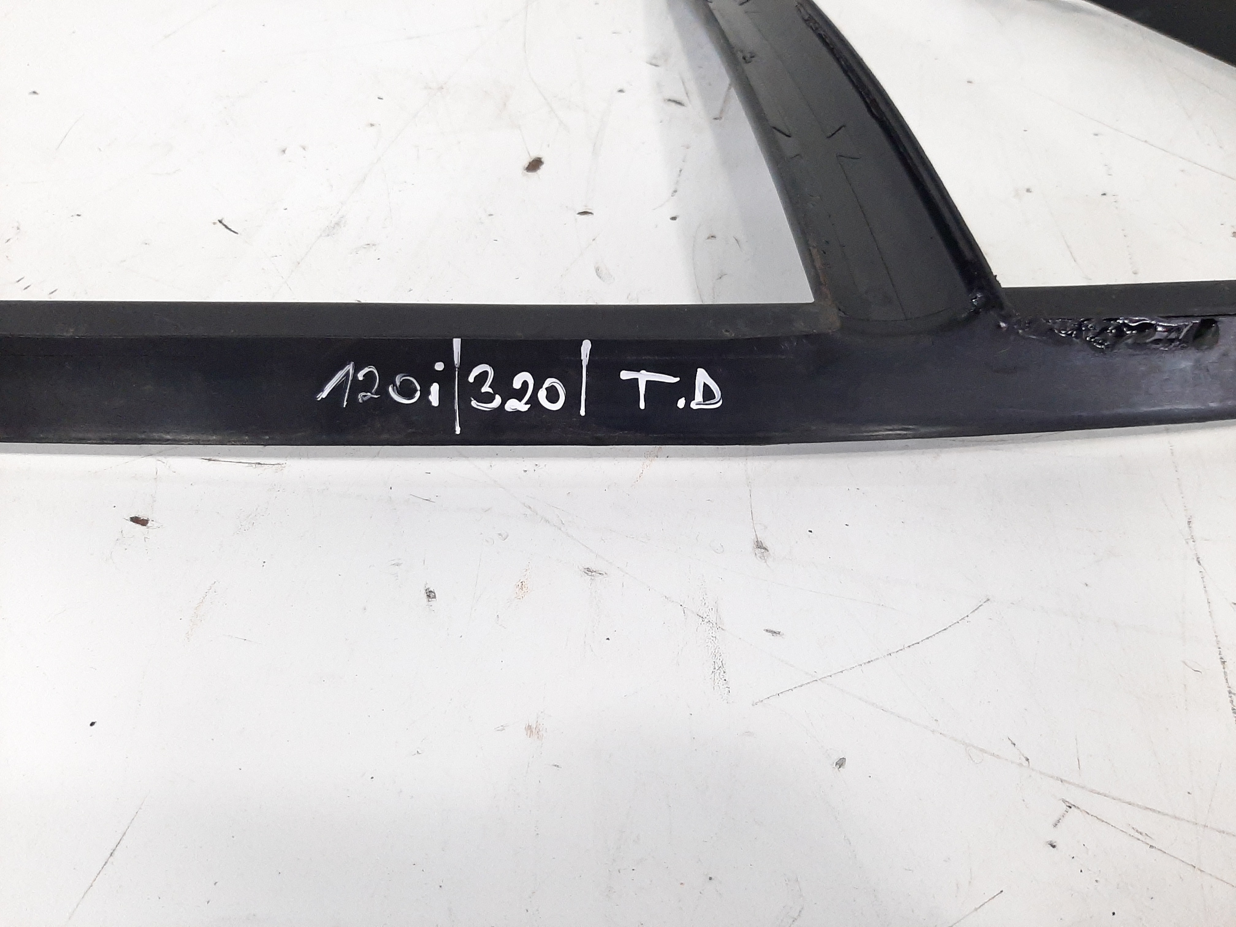 Guarnição Porta Traseira Direita Bmw 118i 120i 2006 A 2012 4