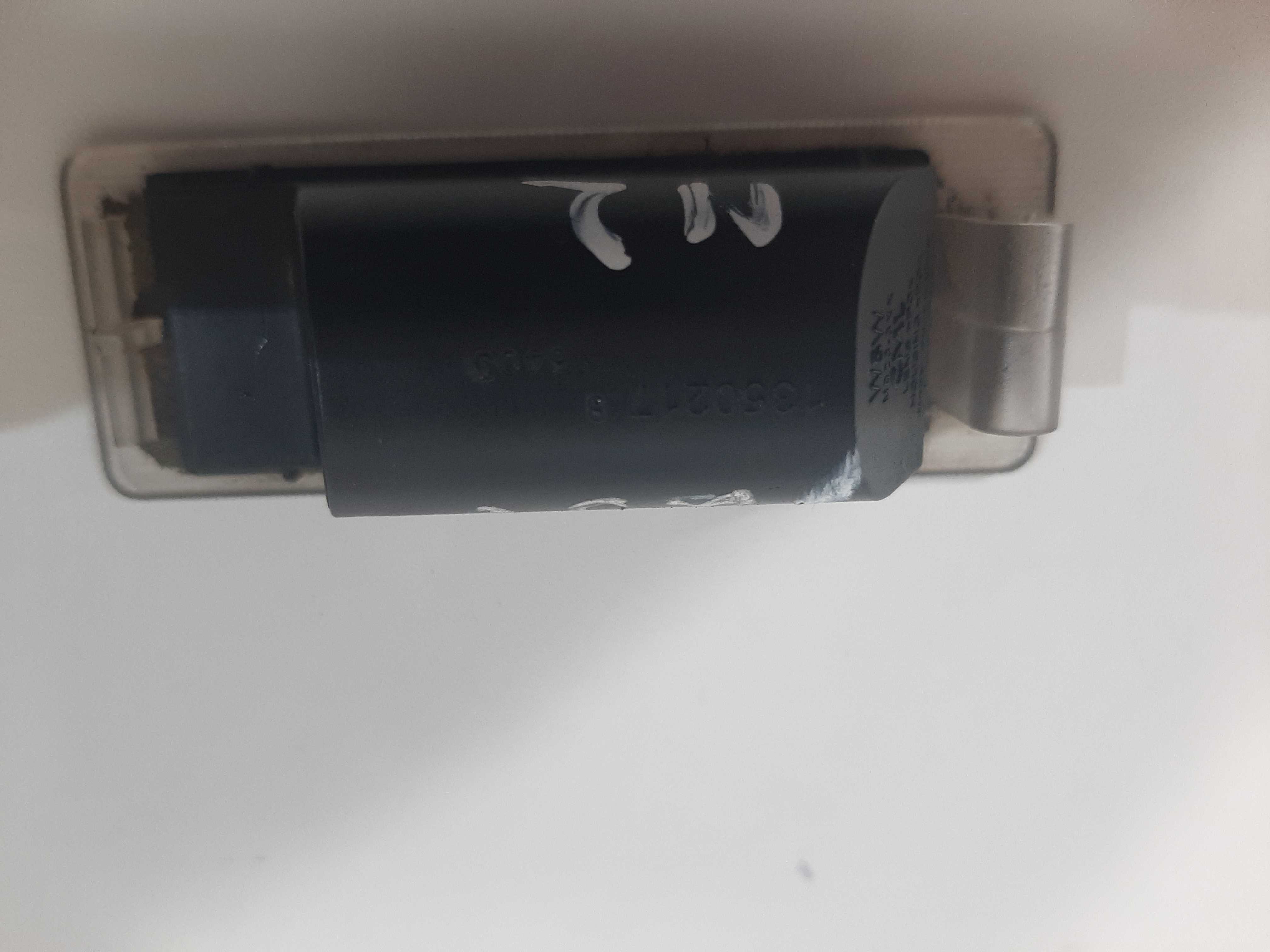 Lanterna Placa Traseira Gm Tracker Ltz 2014 2015 2016 A 2019 5