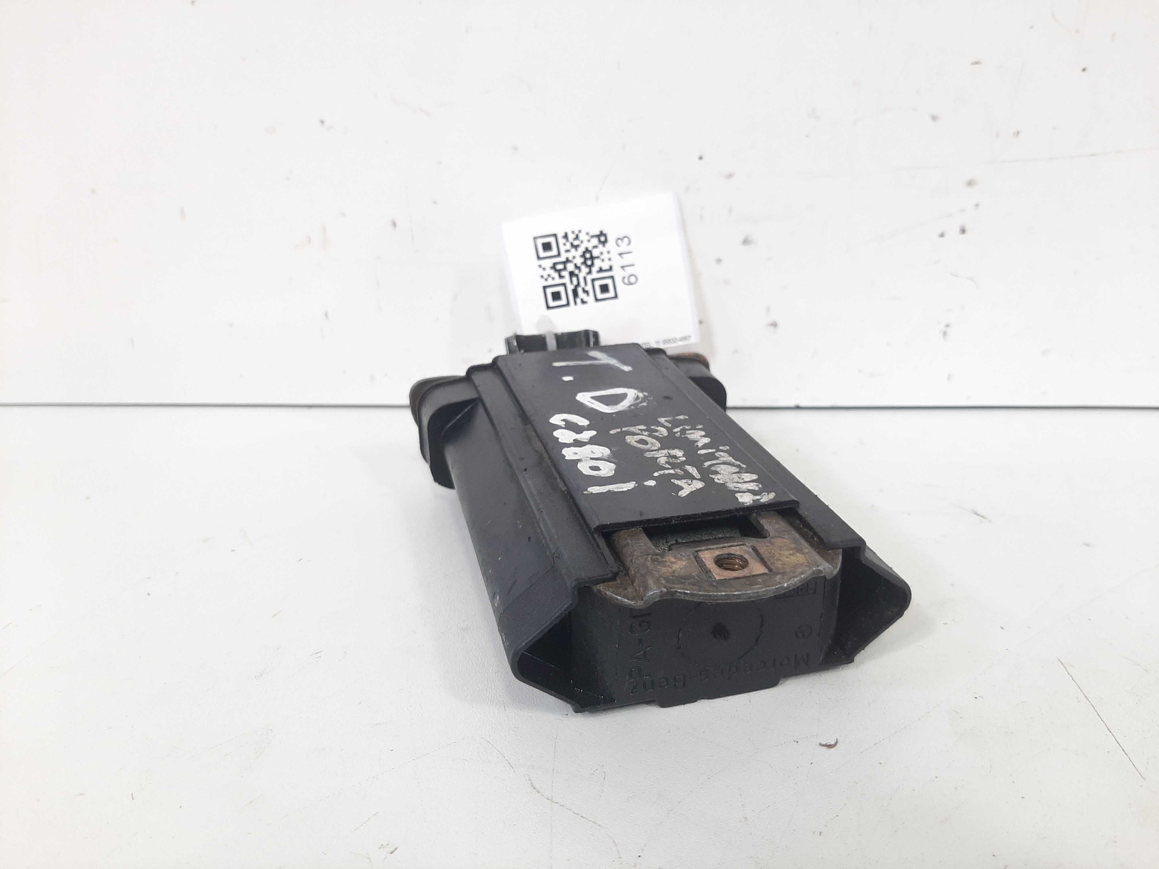 Limitador Porta Direito Traseiro Direito Mercedez C280 1995 3