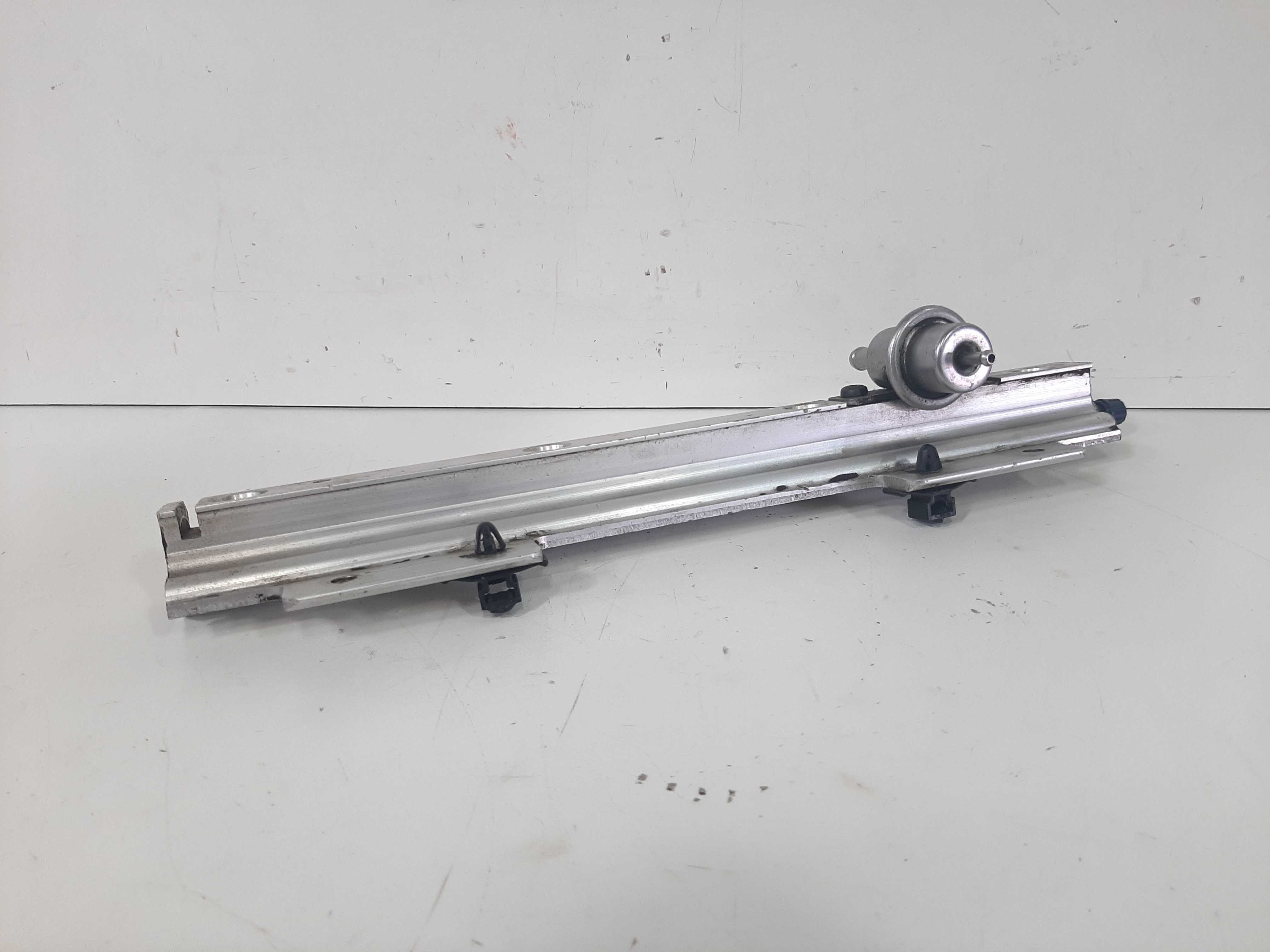Flauta Bicos Injetores Volvo S40 C30 1.8 16v 1995 A 2004 7