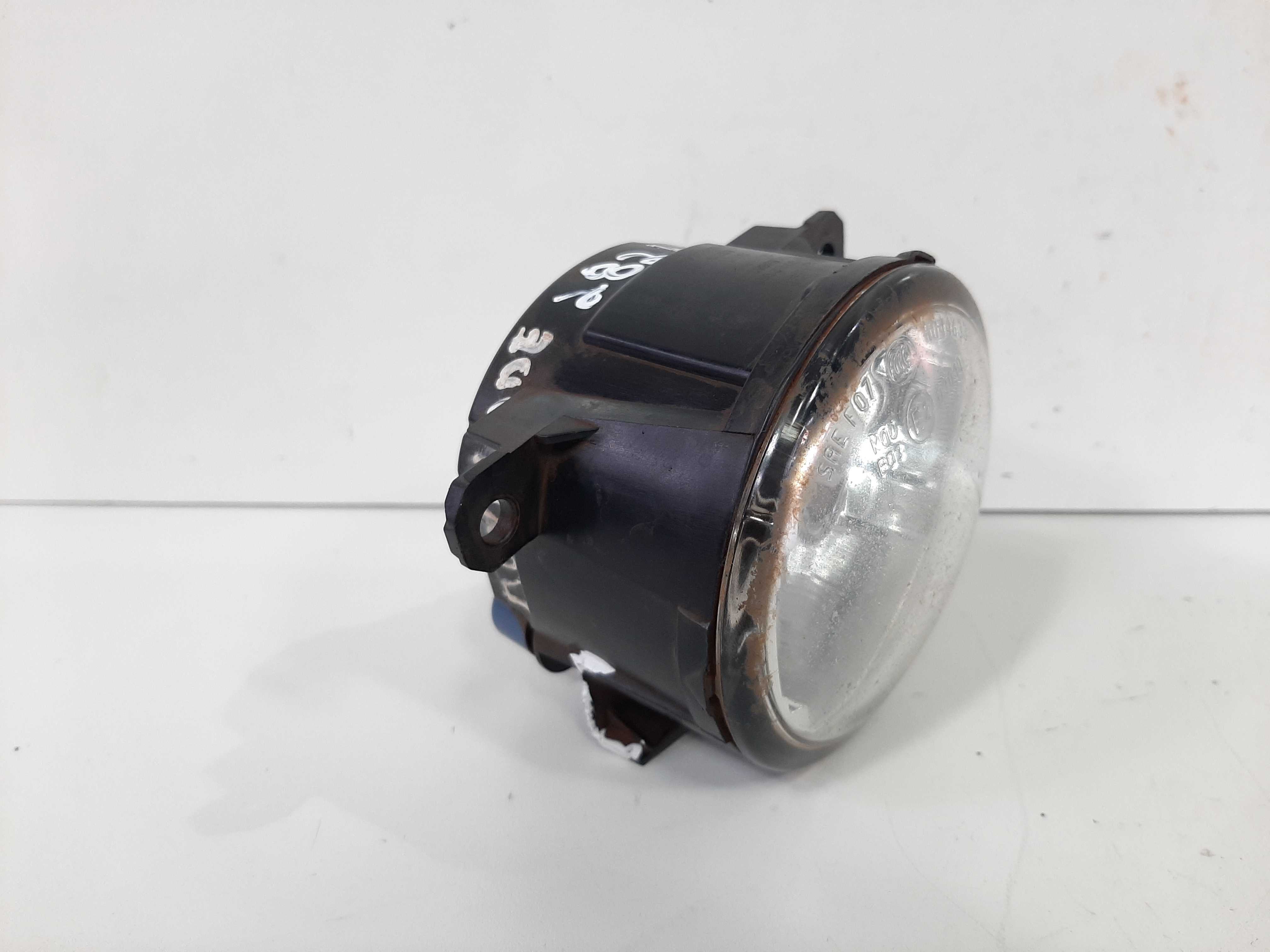 Farol Milha Auxiliar Direito Renegade 2016 A 2019 C/avaria 2