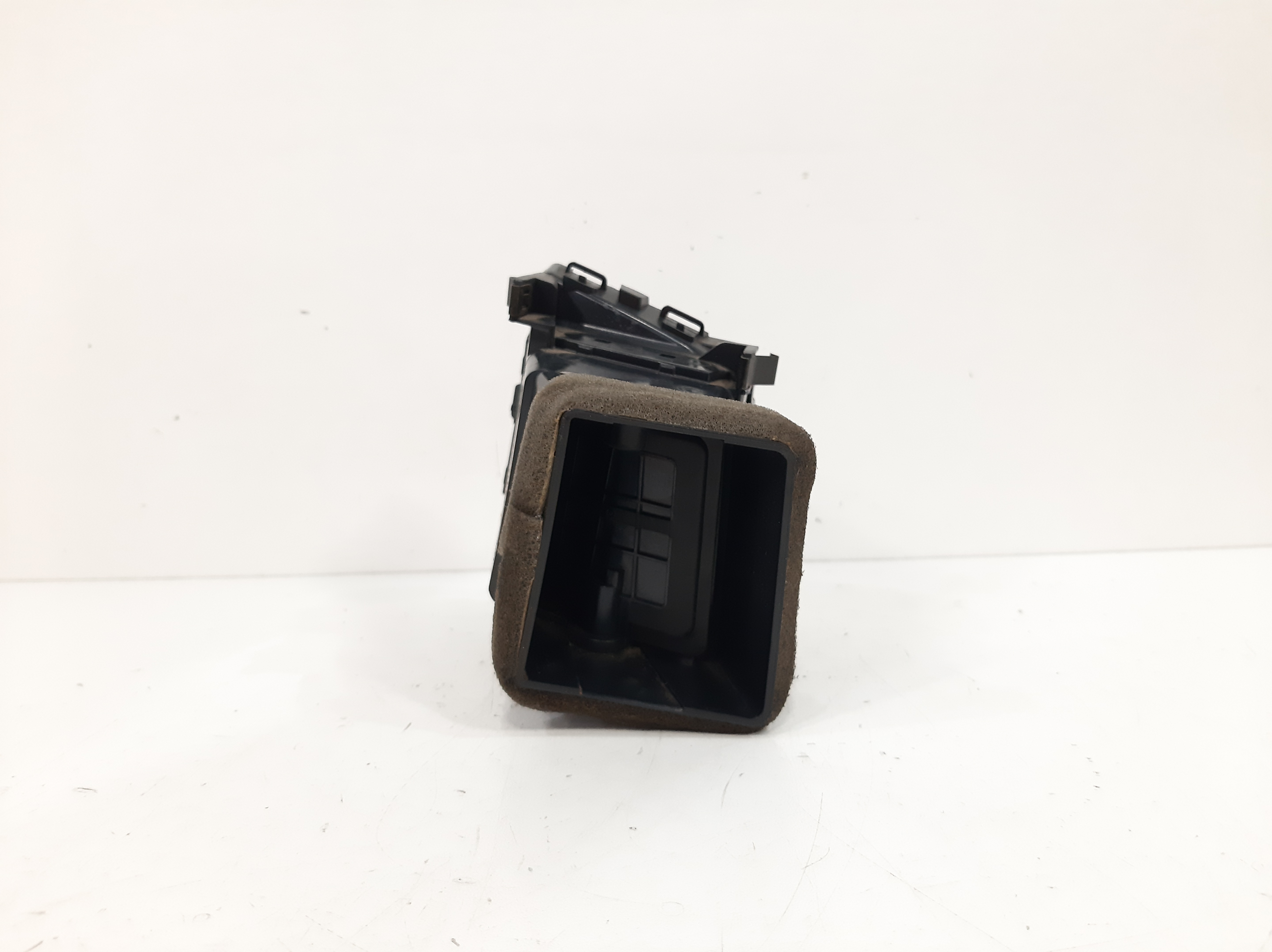 Difusor Ar Dianteiro Direito Chery Celer 2013 2014 A 2017 4