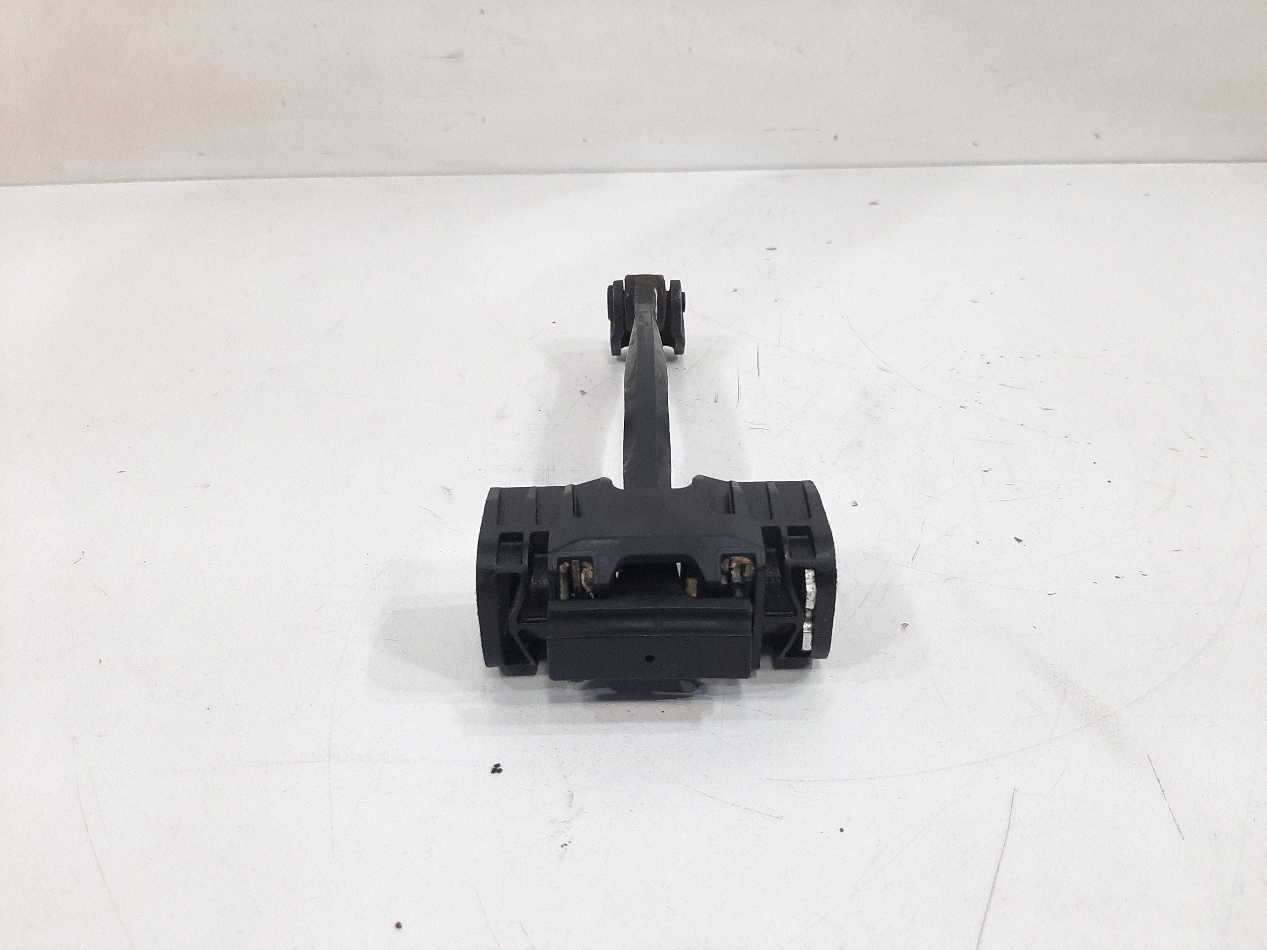 Limitador Porta Dianteira Esquerda Gm Vectra Gt 2008 A 2011 2