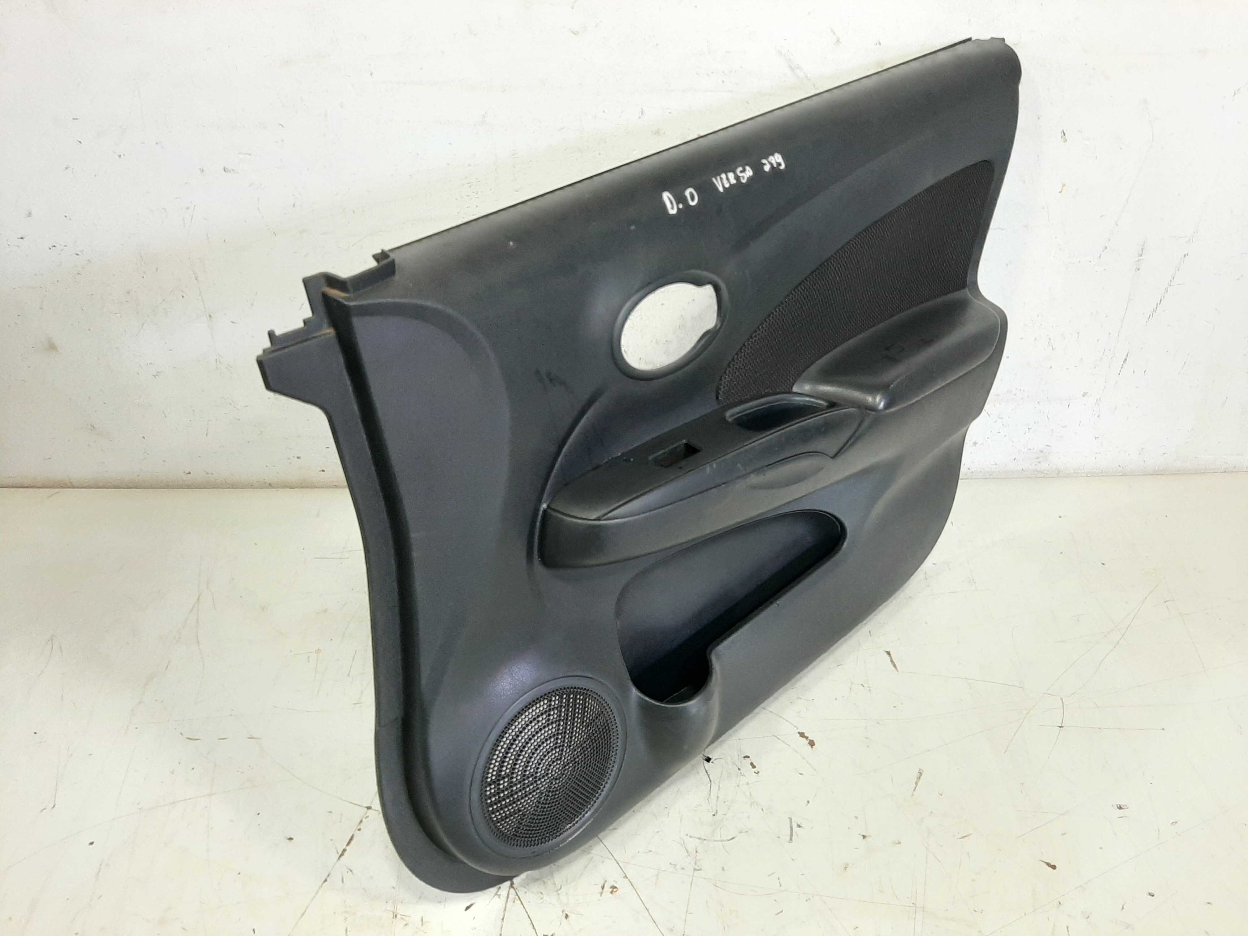 Forro Porta Dianteiro Direito Nissan Versa 2011 2012 A 2017 6