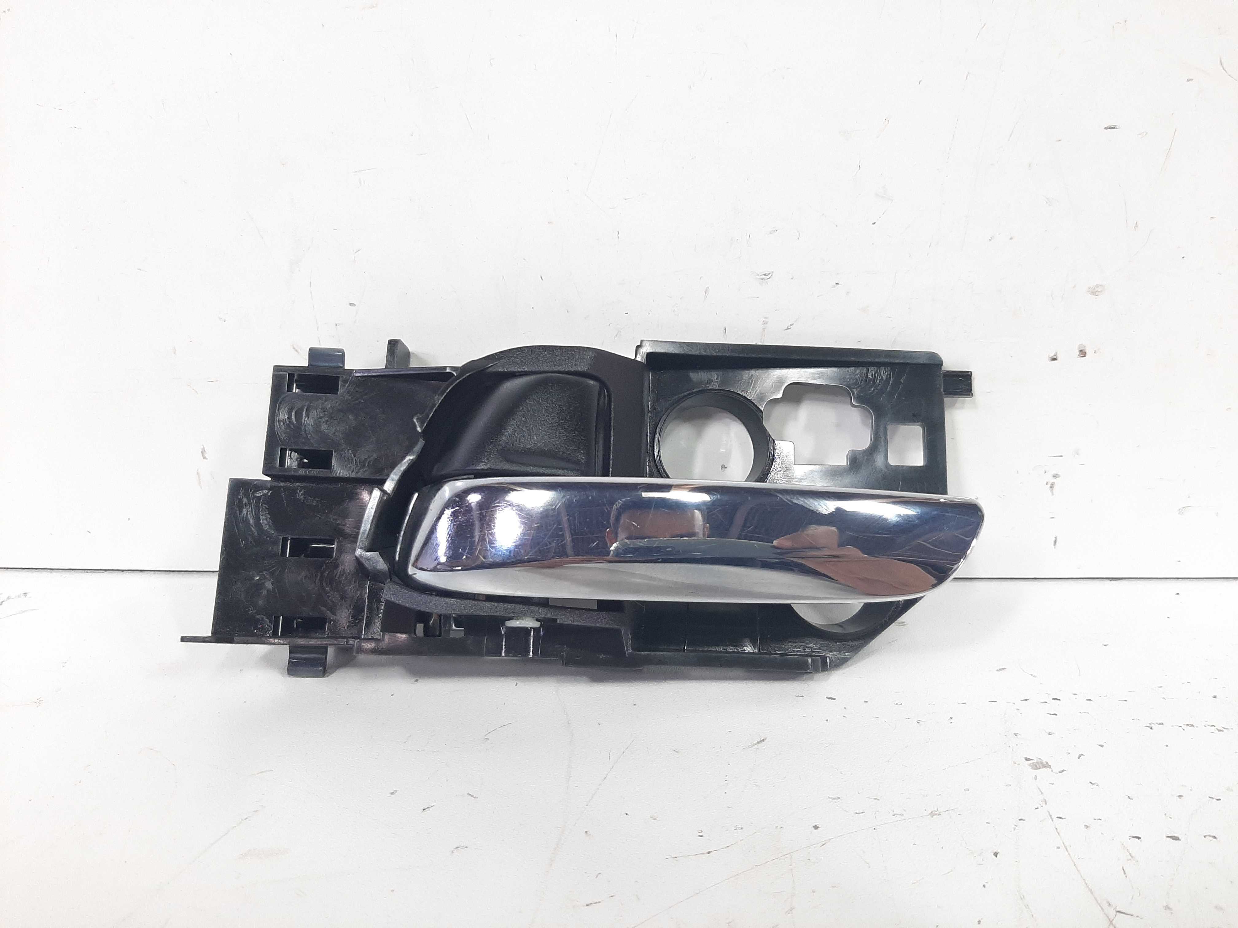 Maçaneta Interna Dianteira Esquerda Honda Hrv 2015 A 2018 1