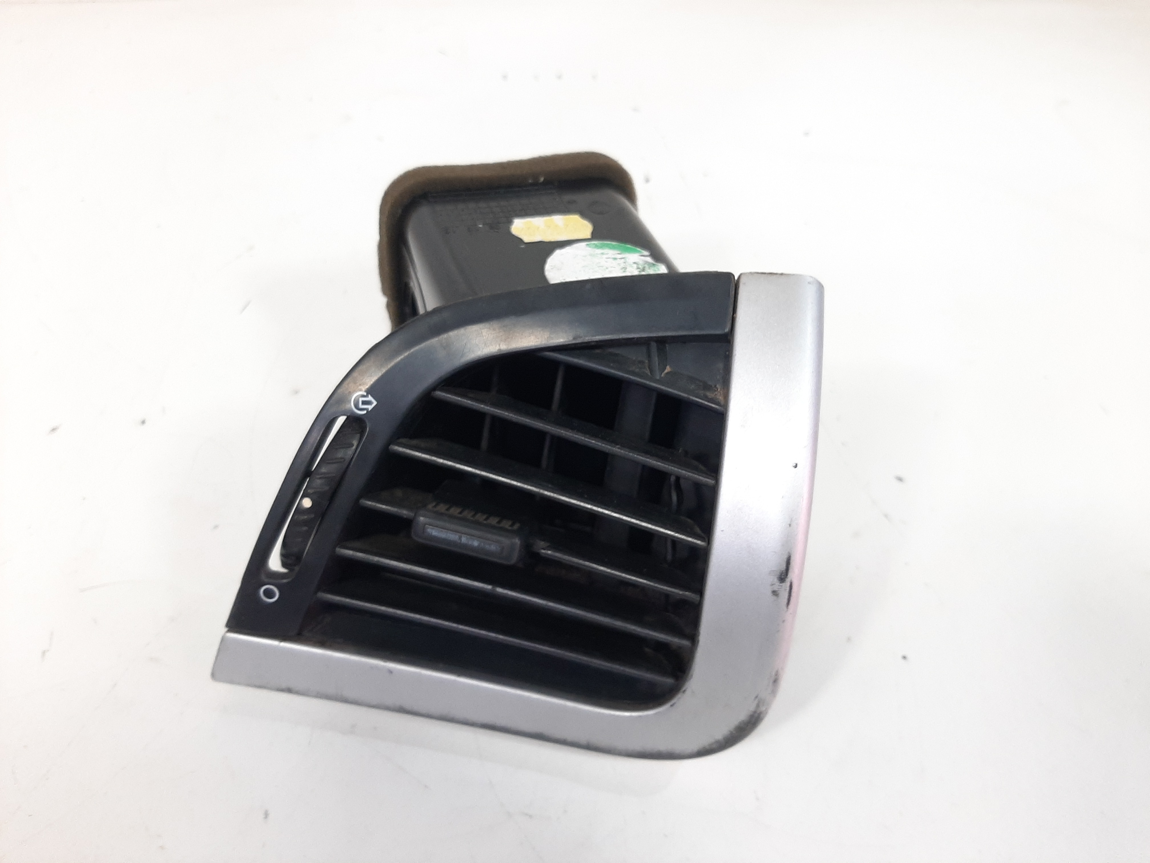 Difusor Ar Dianteiro Direito Peugeot 207 2008 2009 A 2013 4