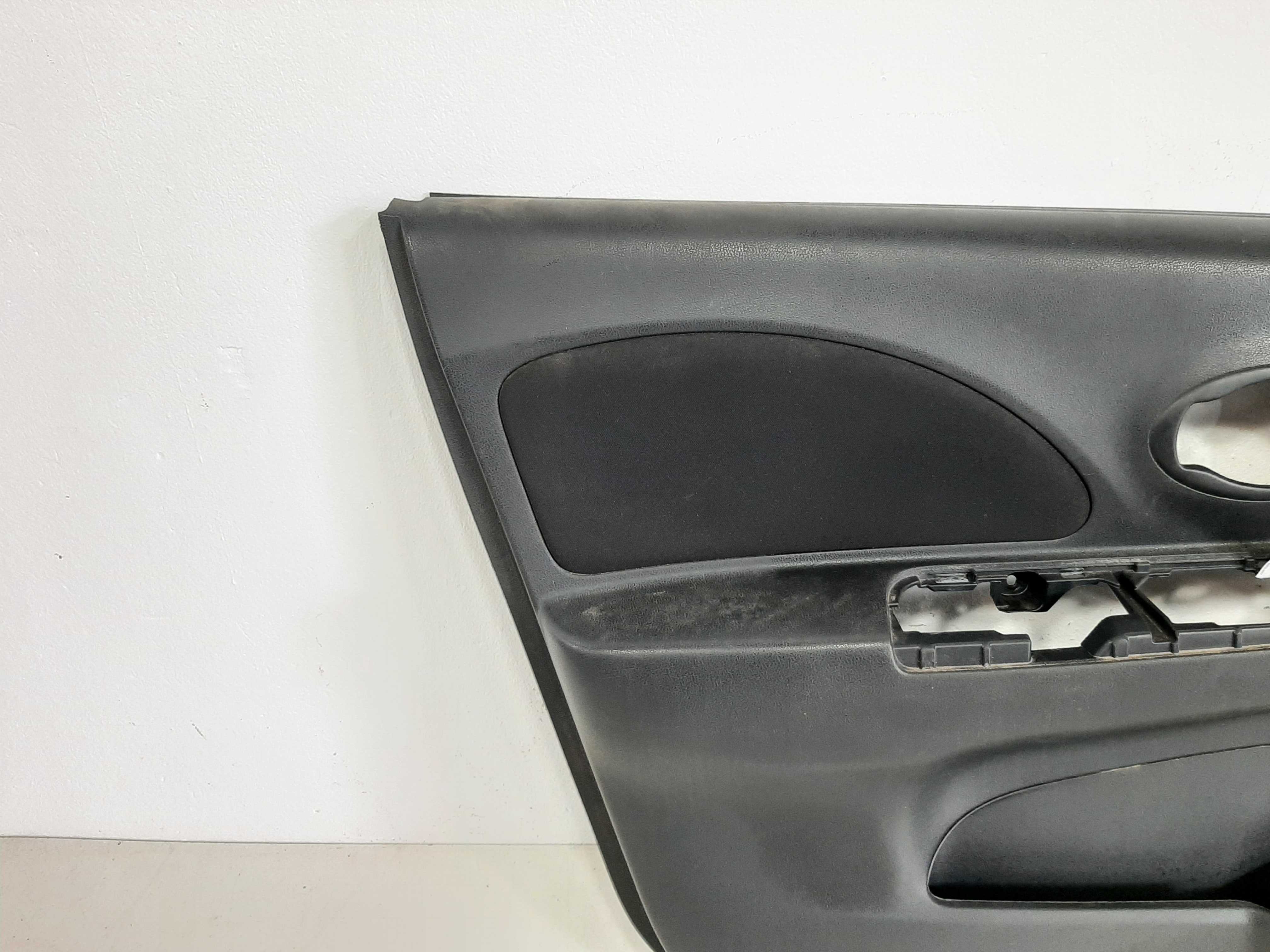 Forro Porta Dianteiro Esquerdo Nissan March 2012 2013 2014 2