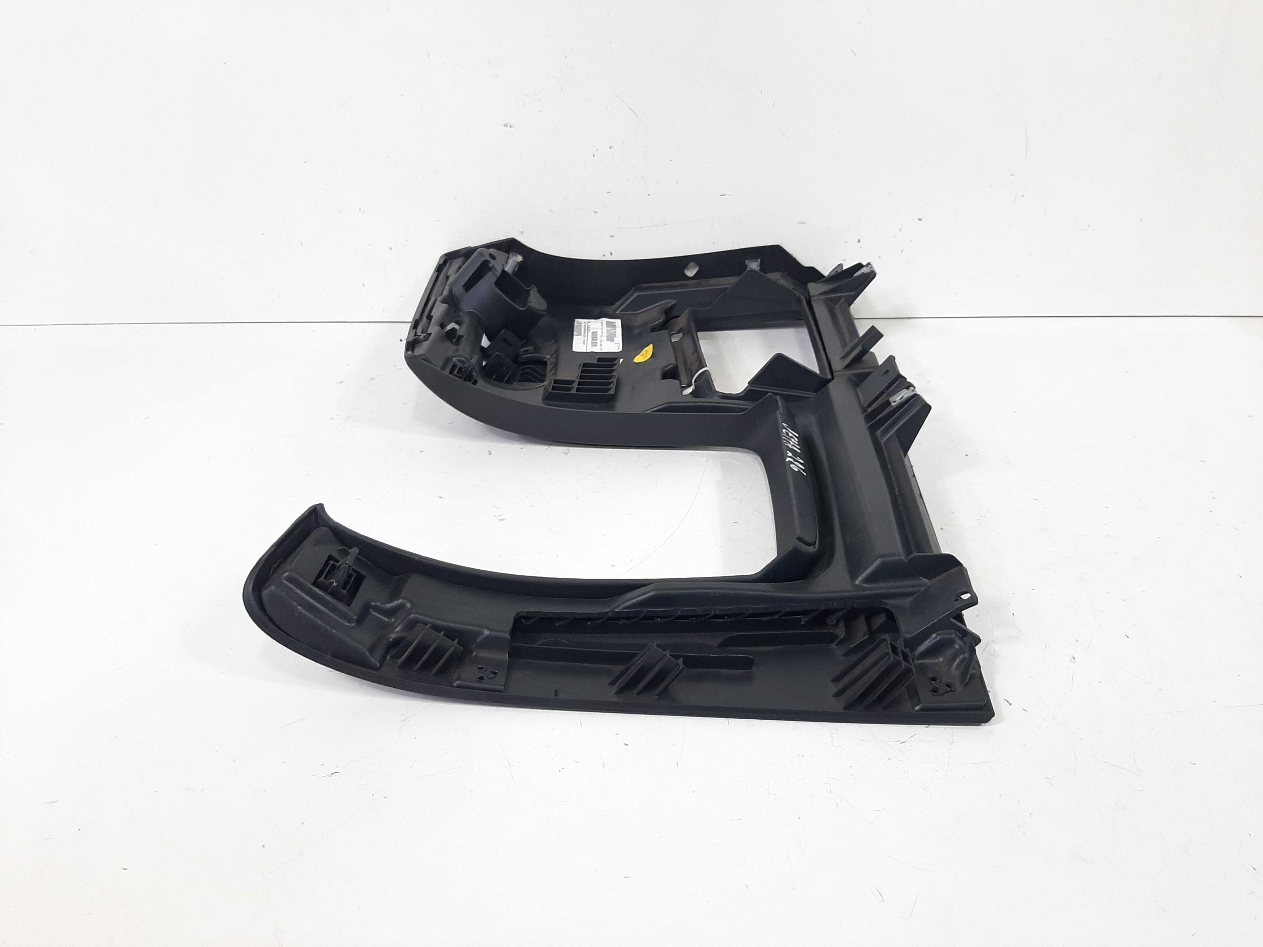 Acabamento Painel Inferior Esquerdo Vw Jetta Tsi 2015 A 2018 7