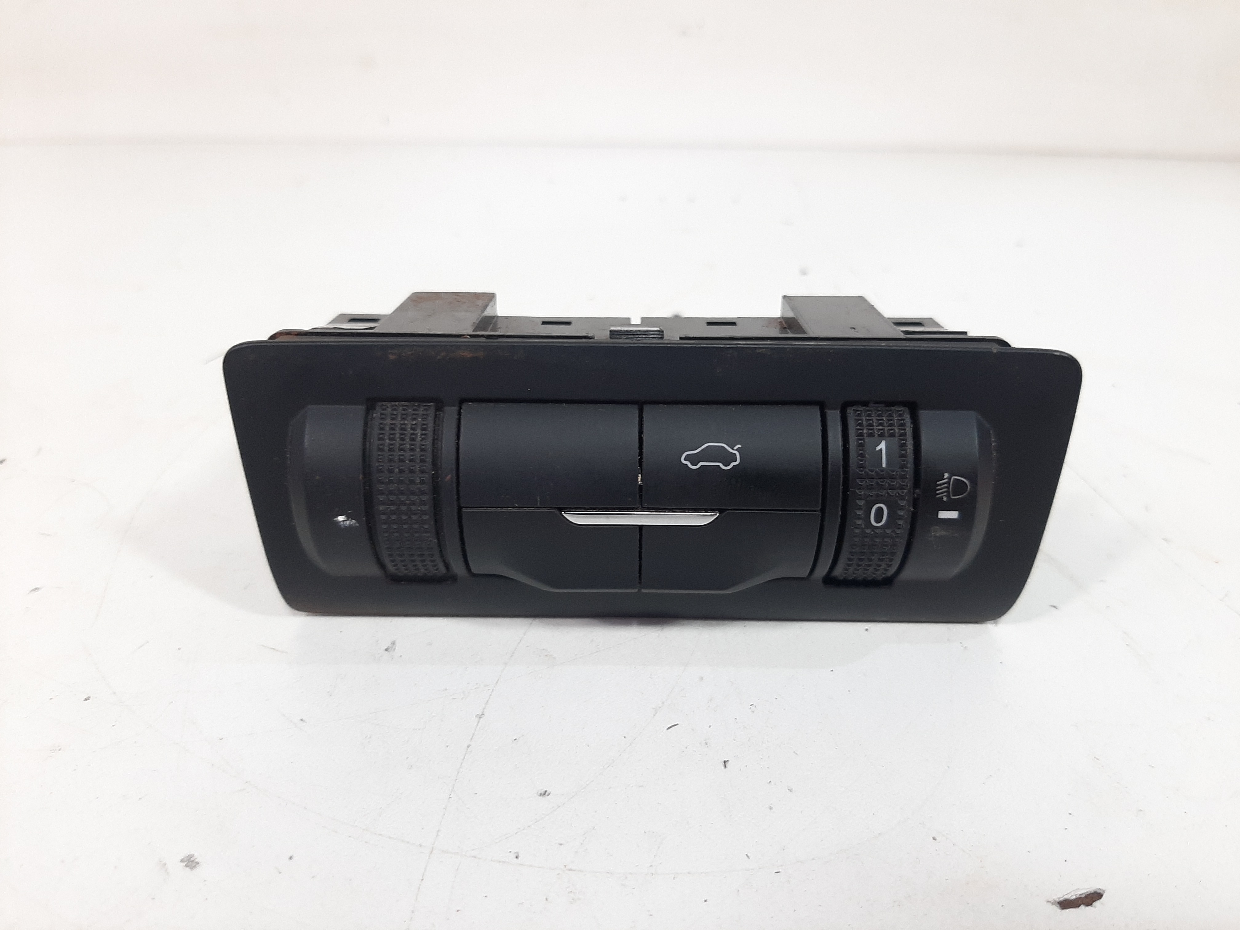 Botão Comando Farol Porta Malas Chery Tiggo 8 2019 A 2022 5