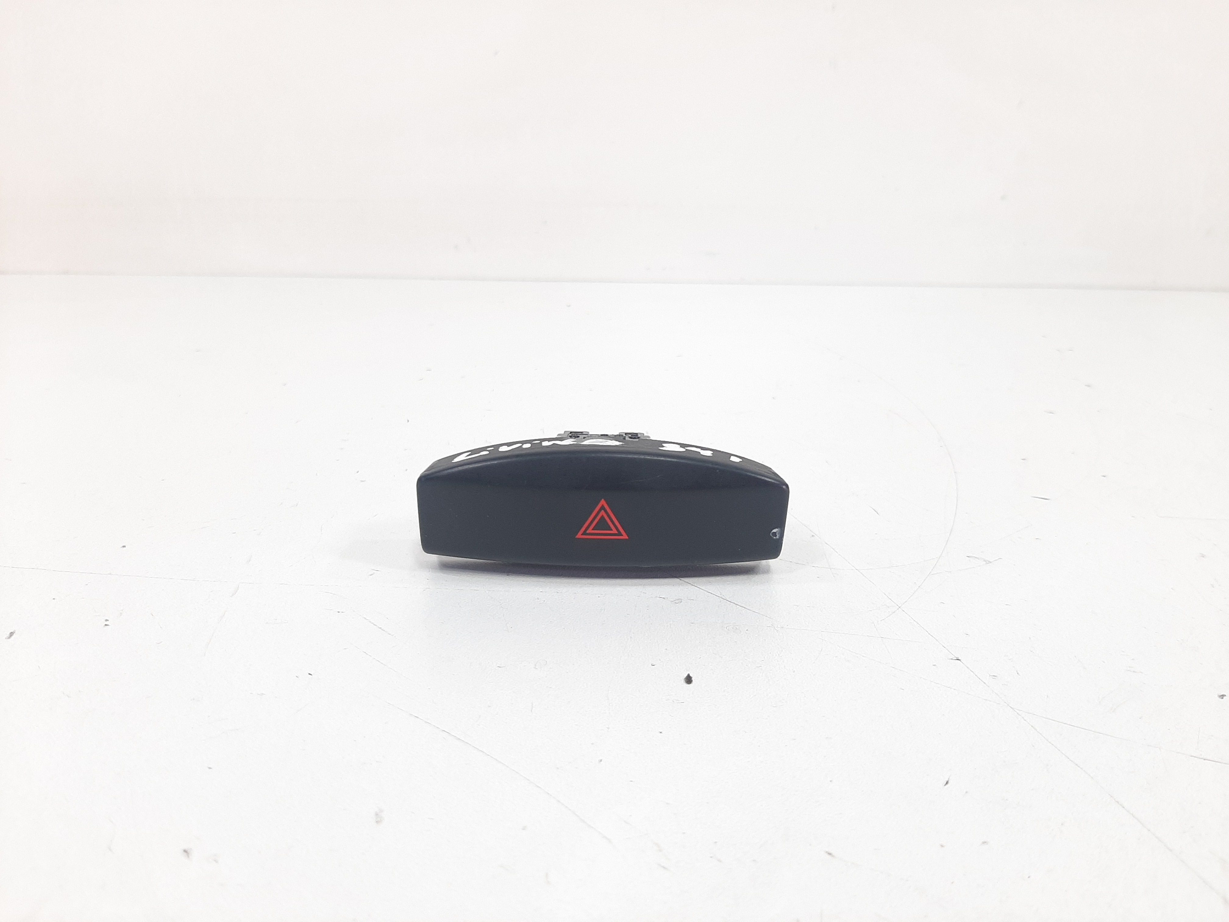 Botão Alerta Nissan Livina 2010 2011 2012 2013 2014 2